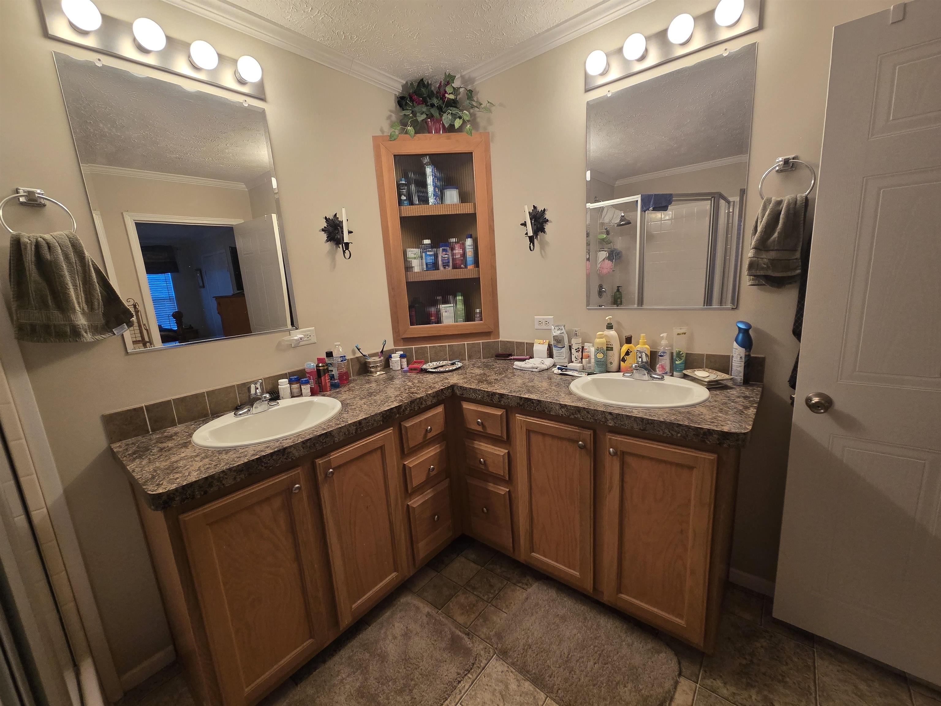 404 Delton Dr. Property Photo 33