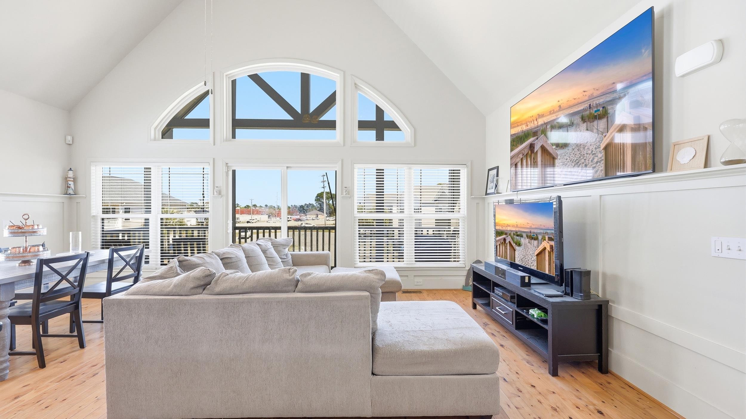 915 Ocean Pines Ct. Property Photo 6