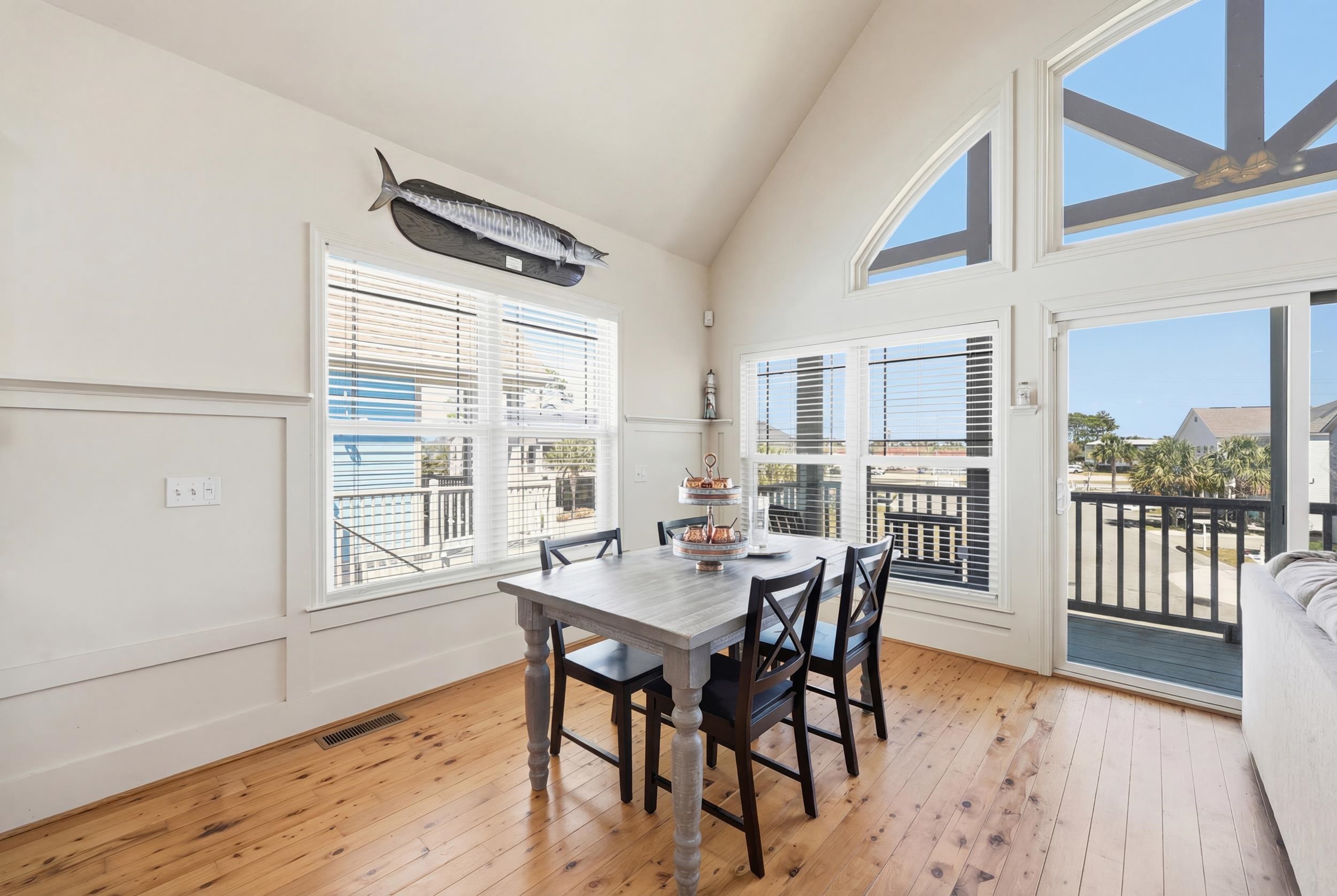 915 Ocean Pines Ct. Property Photo 8