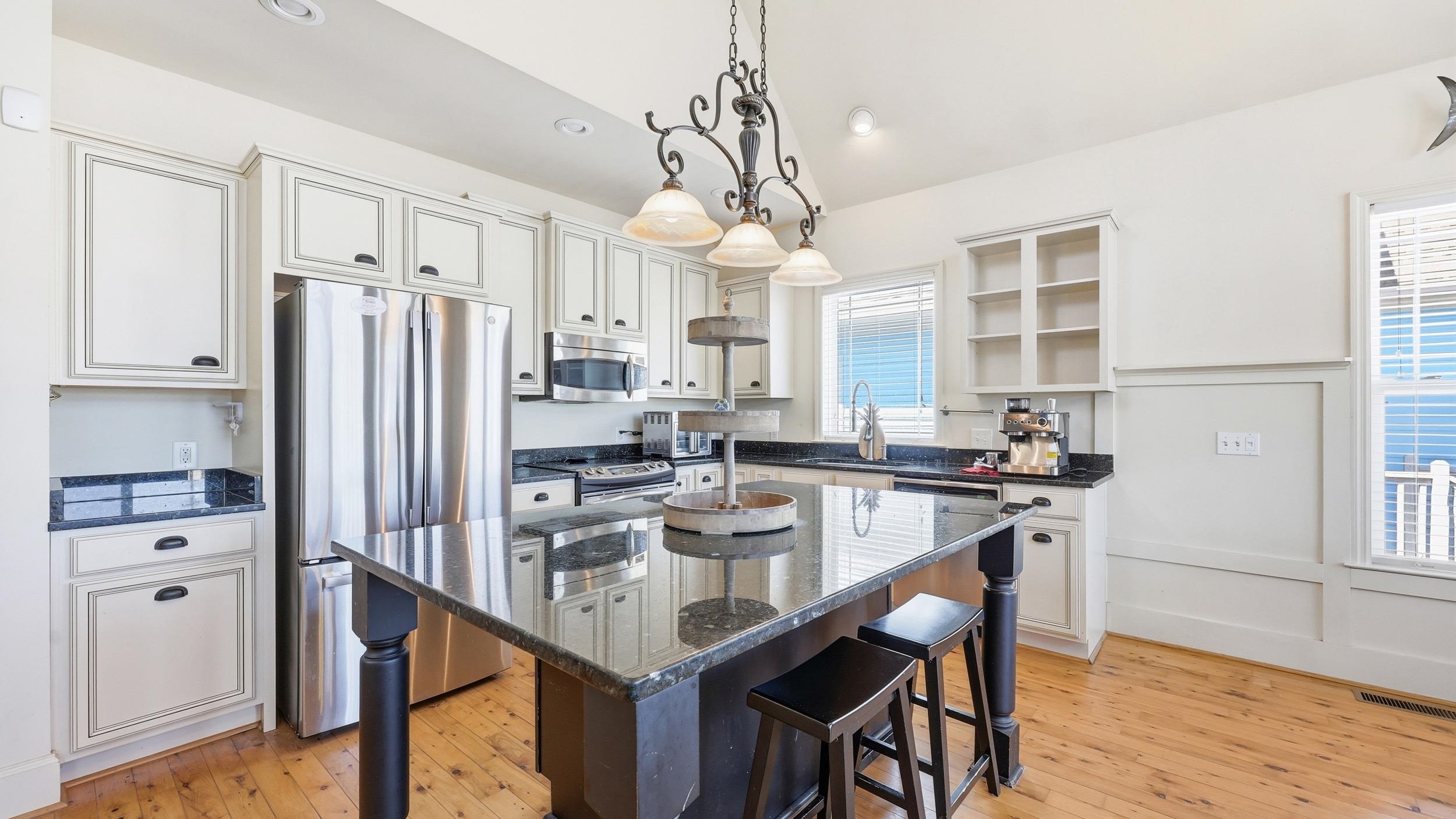 915 Ocean Pines Ct. Property Photo 11