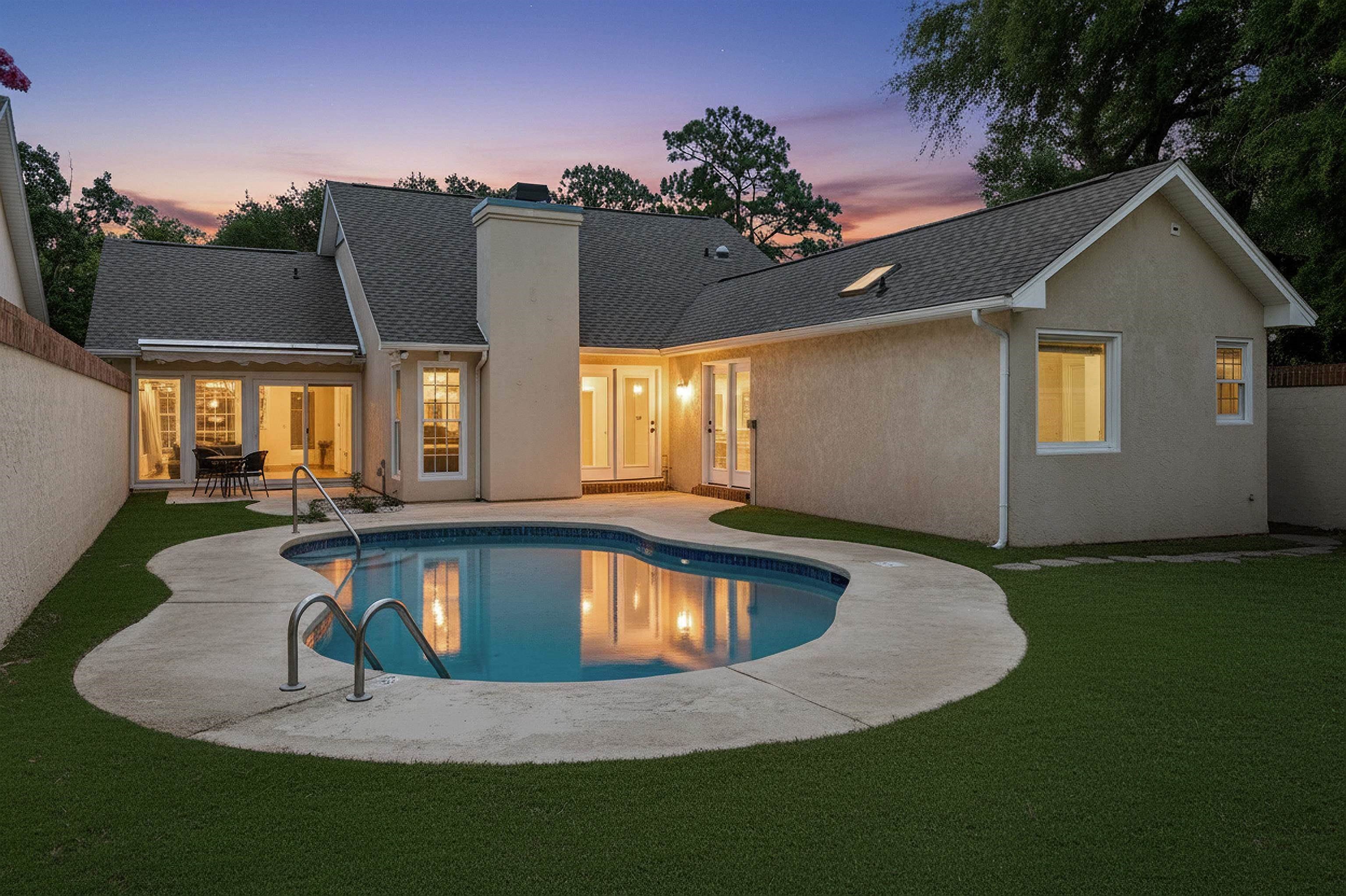 723 Antigua Dr. Property Photo 2
