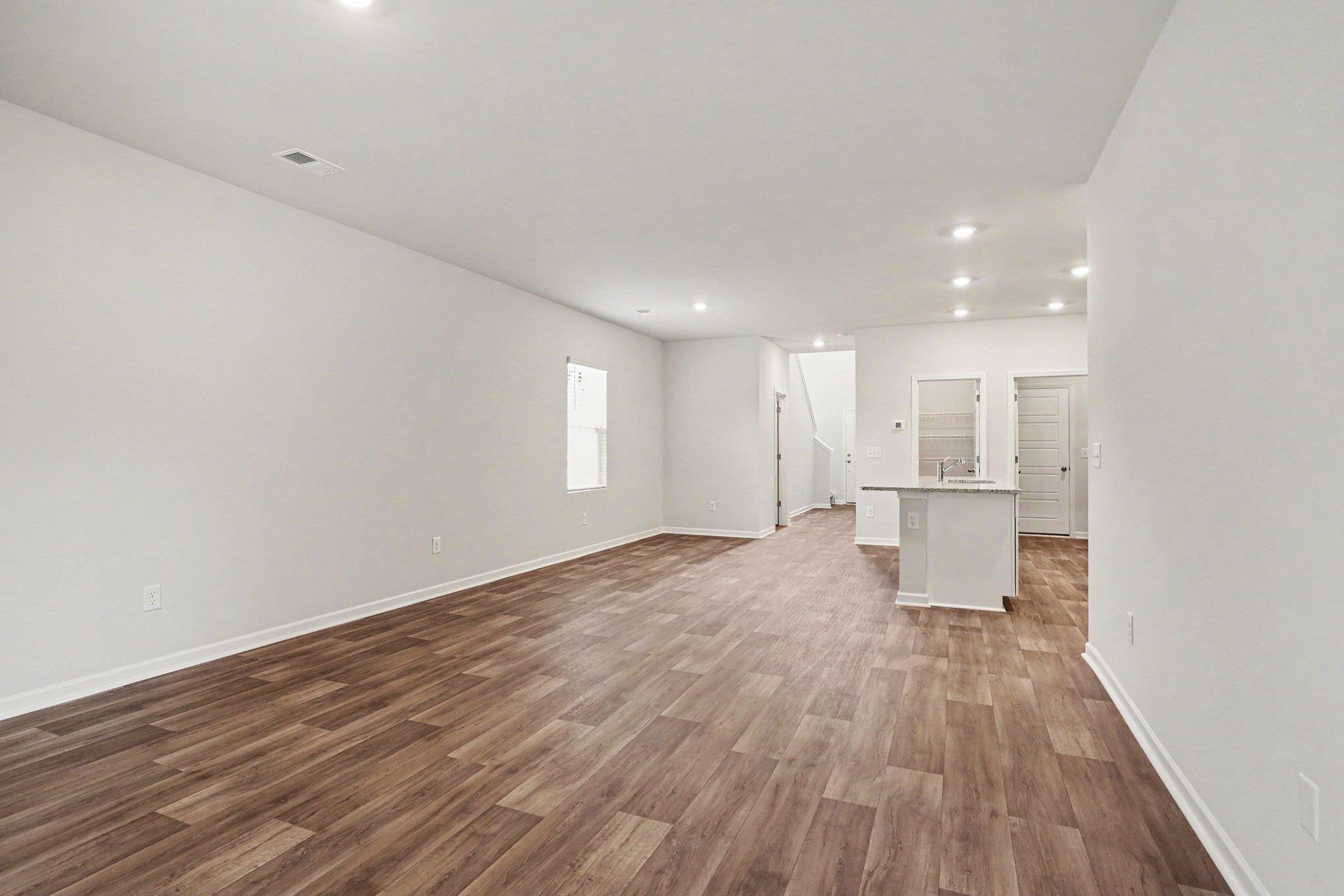 1120 Tibetan St. Property Photo 6