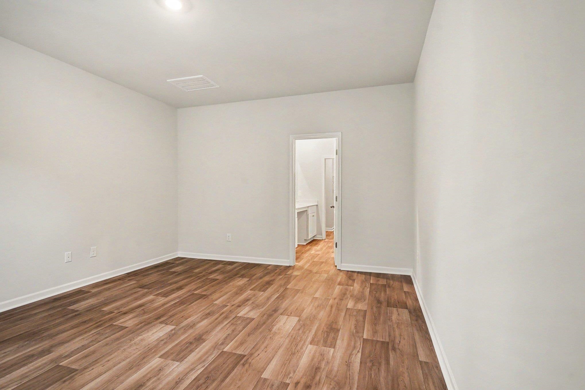 1120 Tibetan St. Property Photo 14