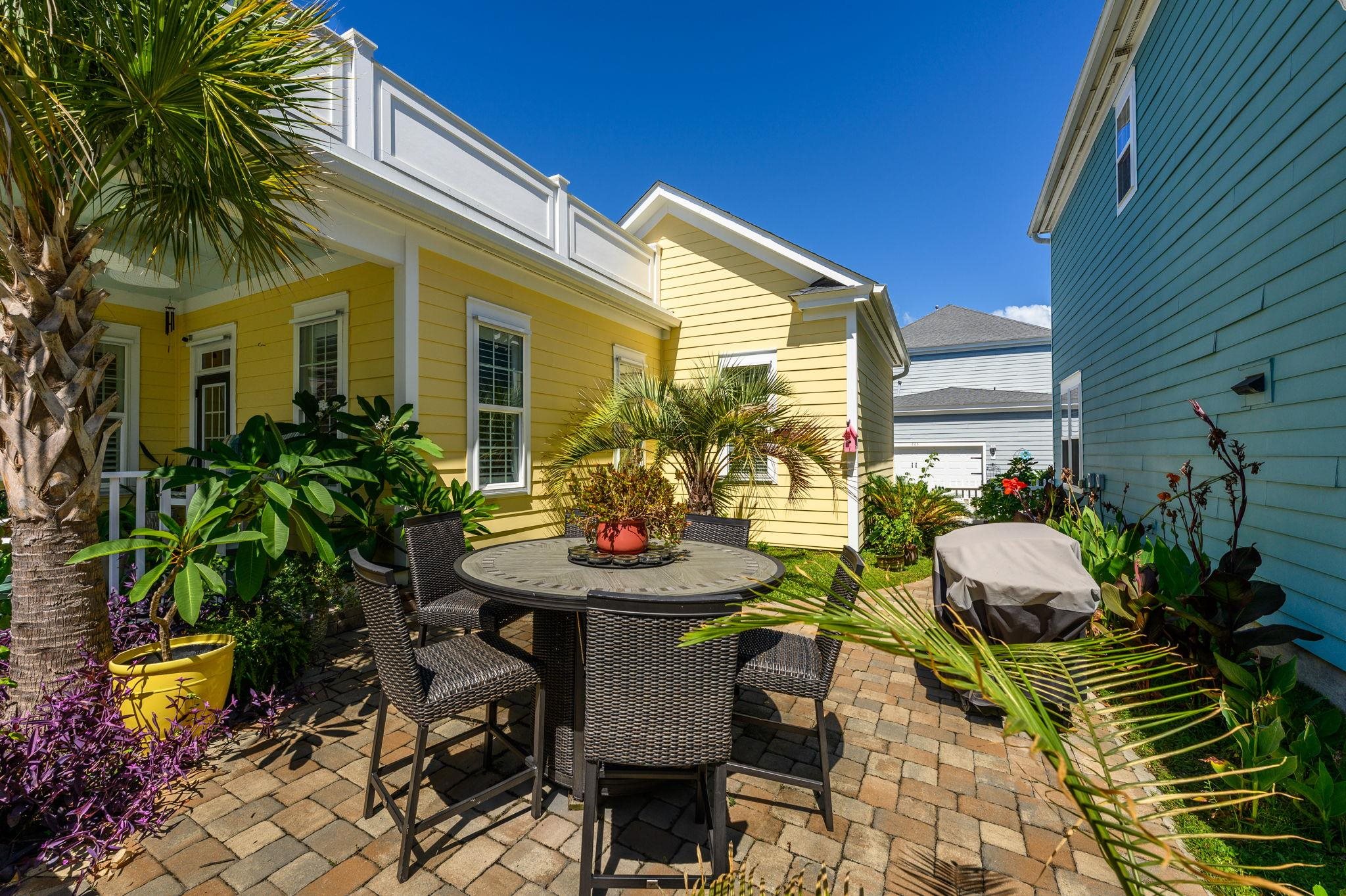 721 Mckinley Way Property Photo 8