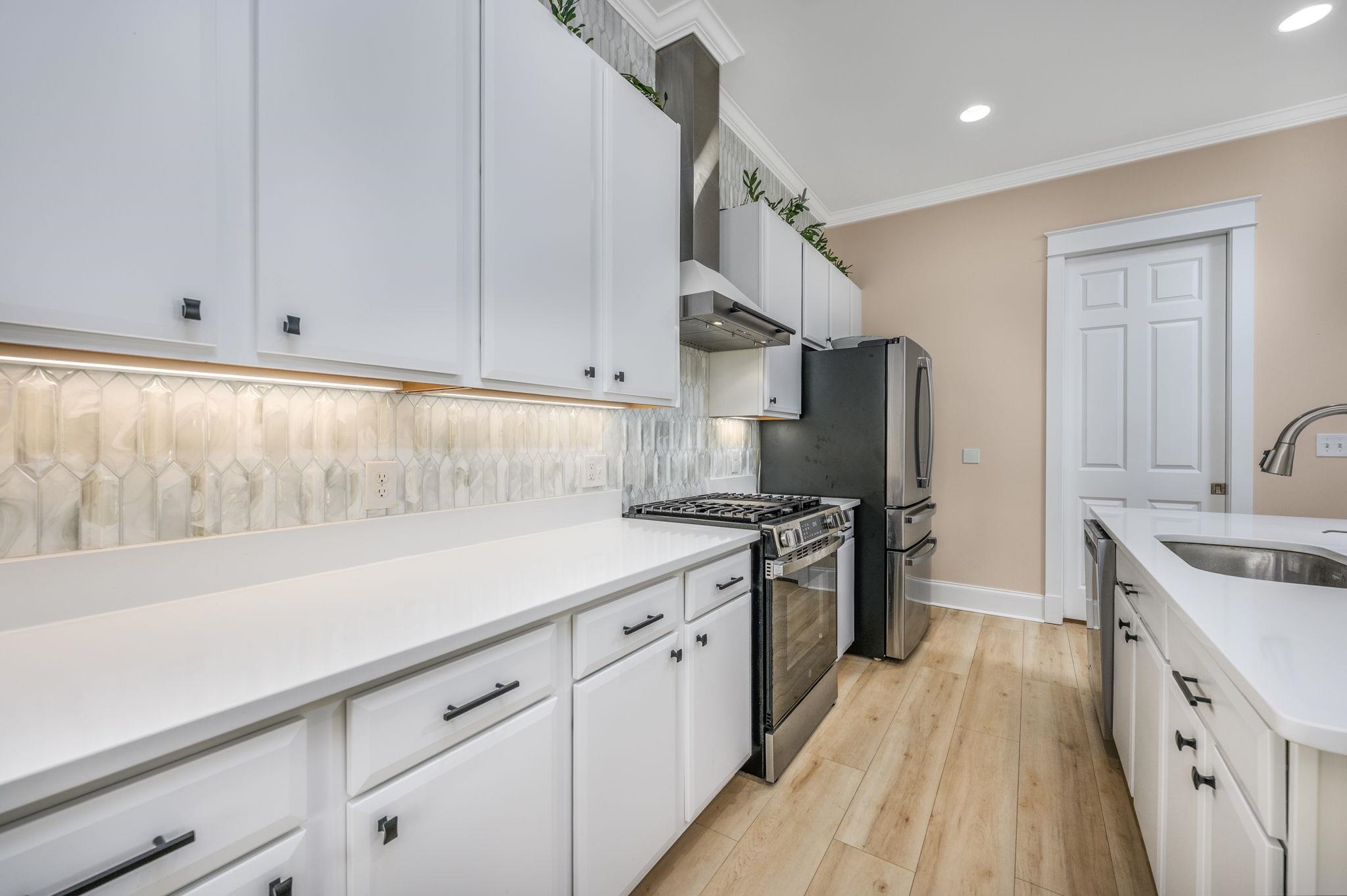 721 Mckinley Way Property Photo 19