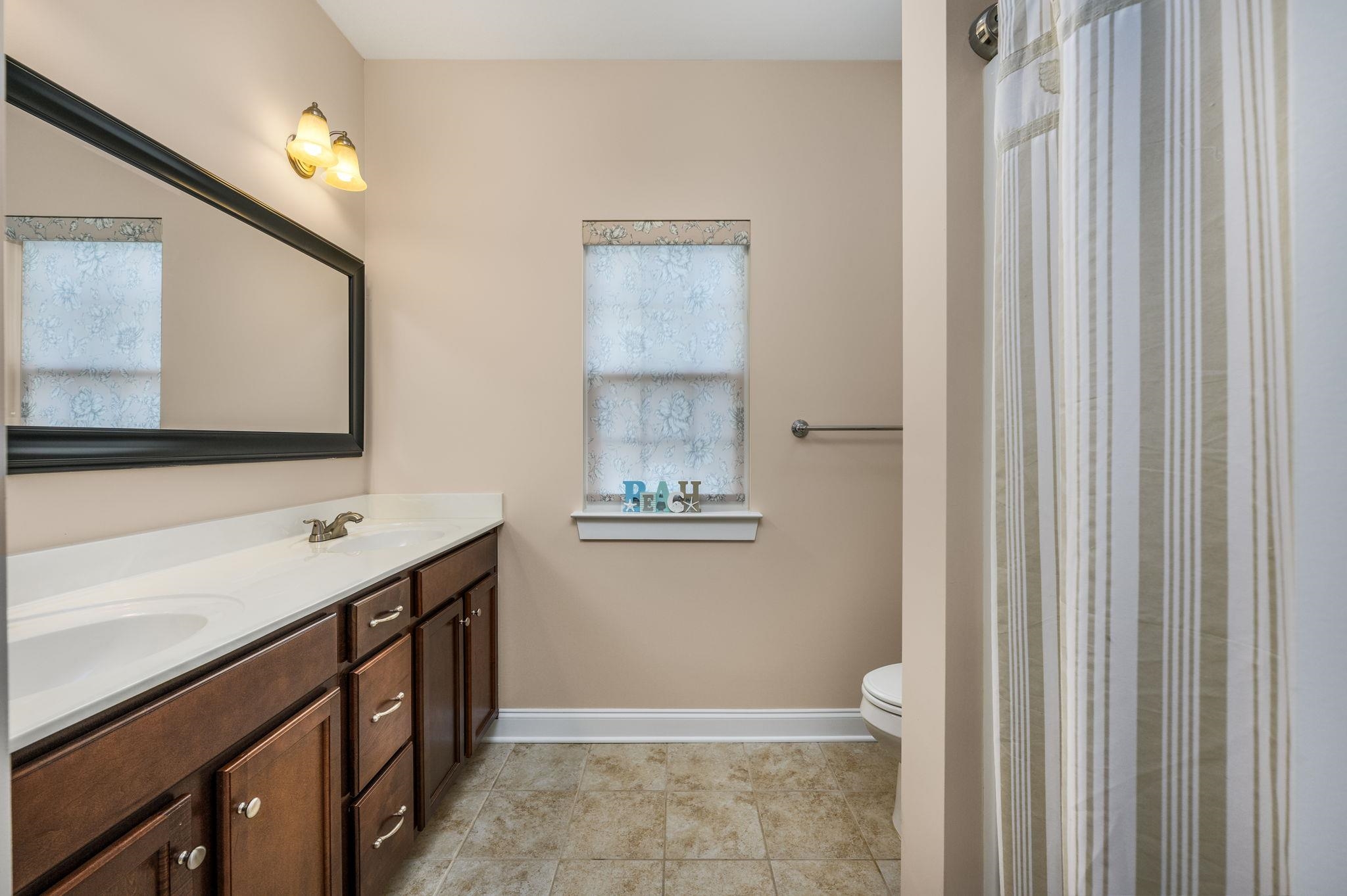 721 Mckinley Way Property Photo 32