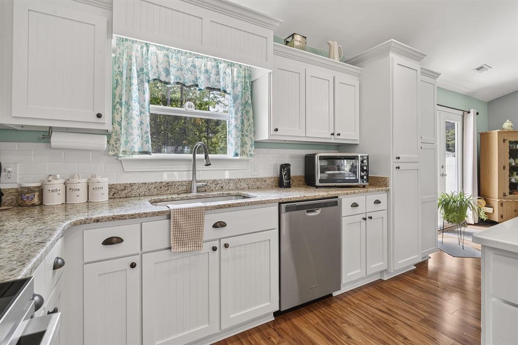 148 Penn Circle Property Photo 5