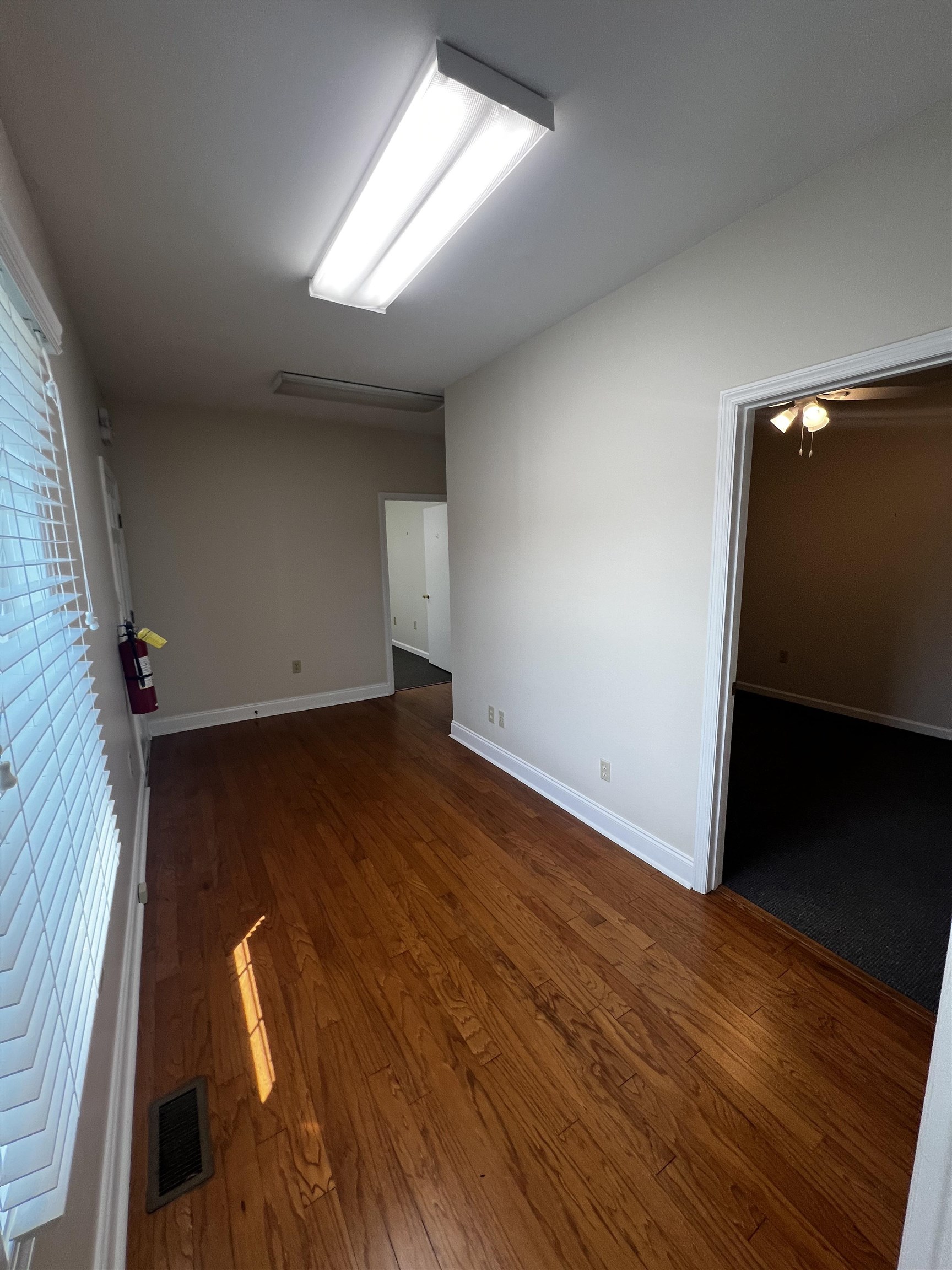 2591-b N Fraser St. Property Photo 23