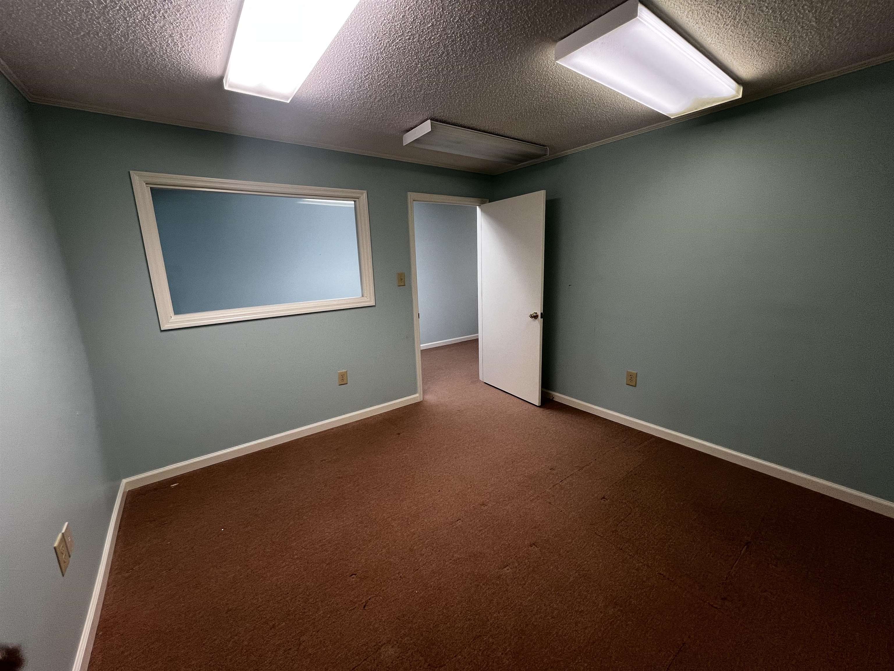 2591-b N Fraser St. Property Photo 27