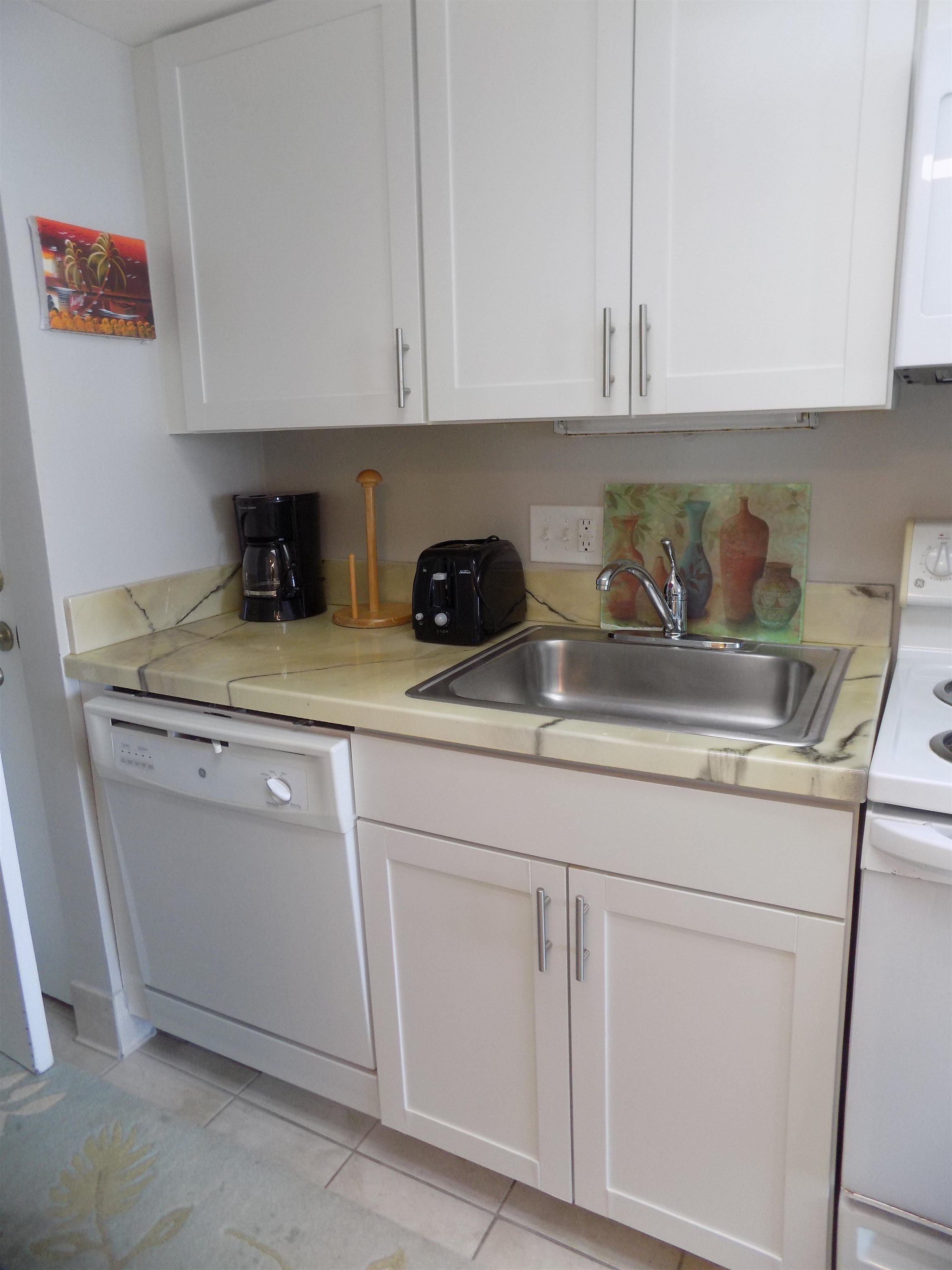 161 Seawatch Dr. Property Photo 6