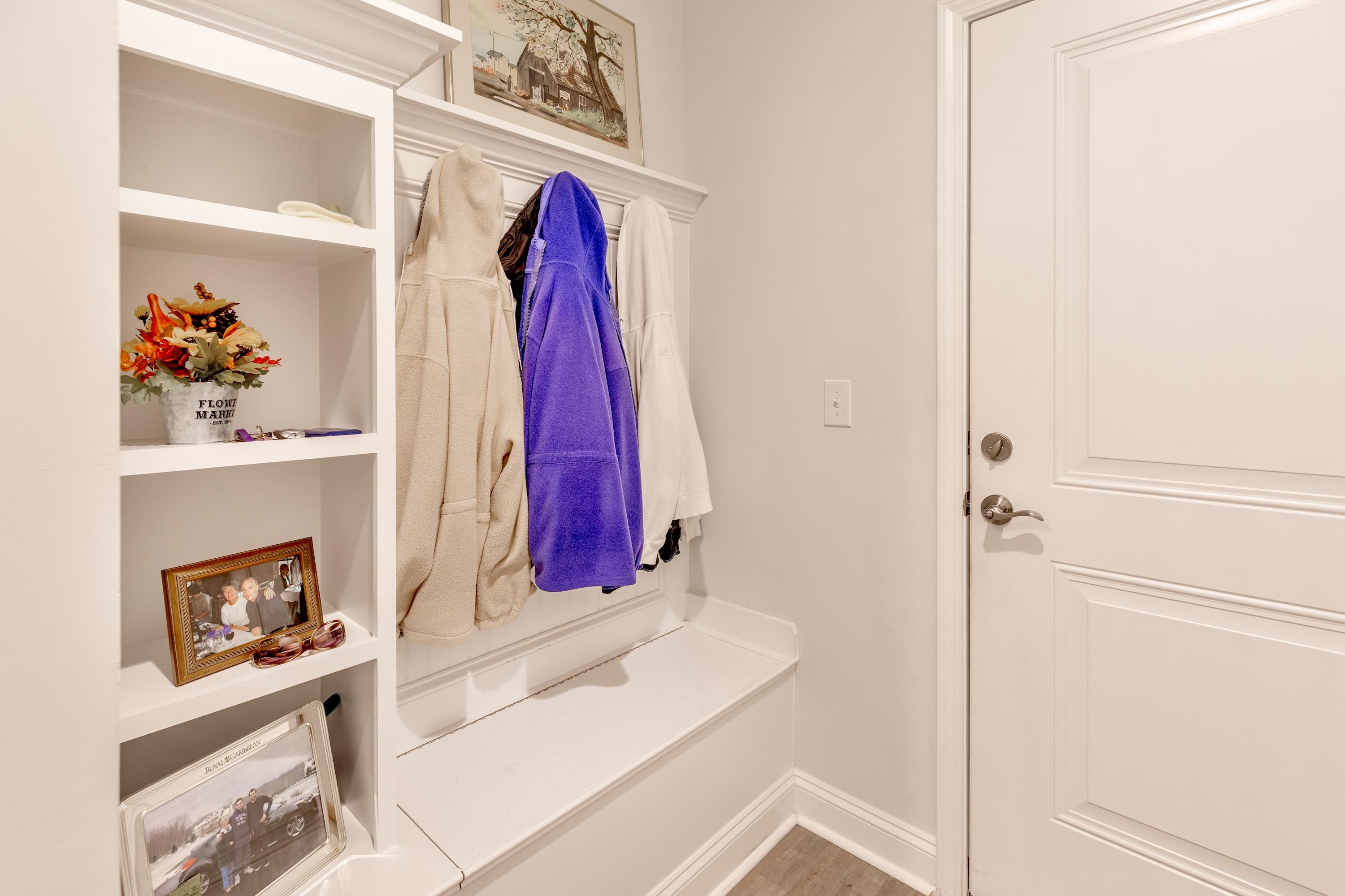 4567 Weekly Dr Property Photo 24