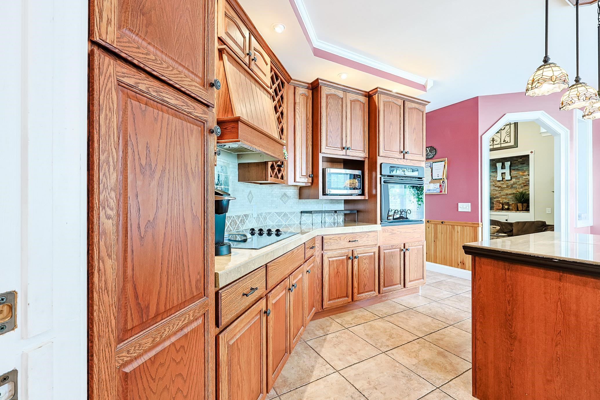 9734 Anchor Dr. Property Photo 6