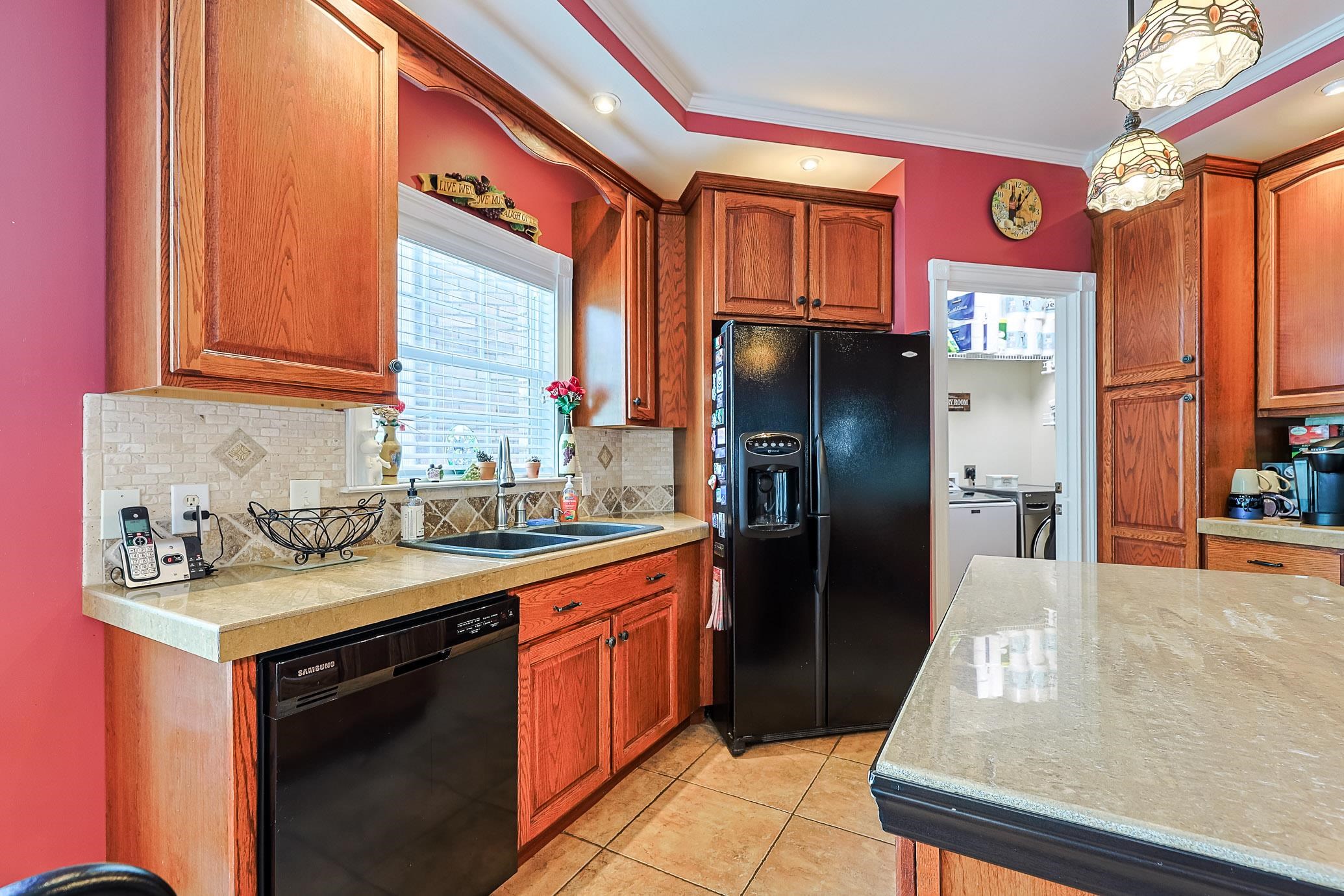 9734 Anchor Dr. Property Photo 8