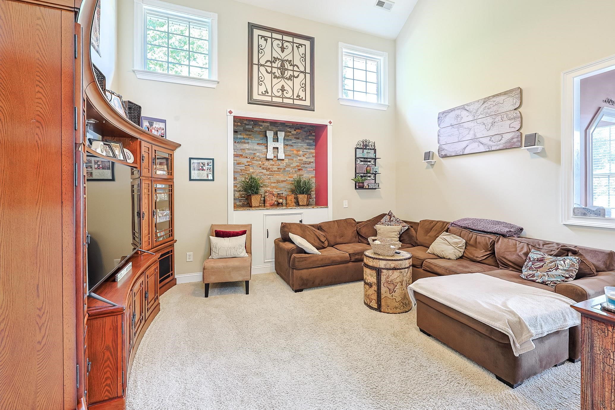9734 Anchor Dr. Property Photo 14