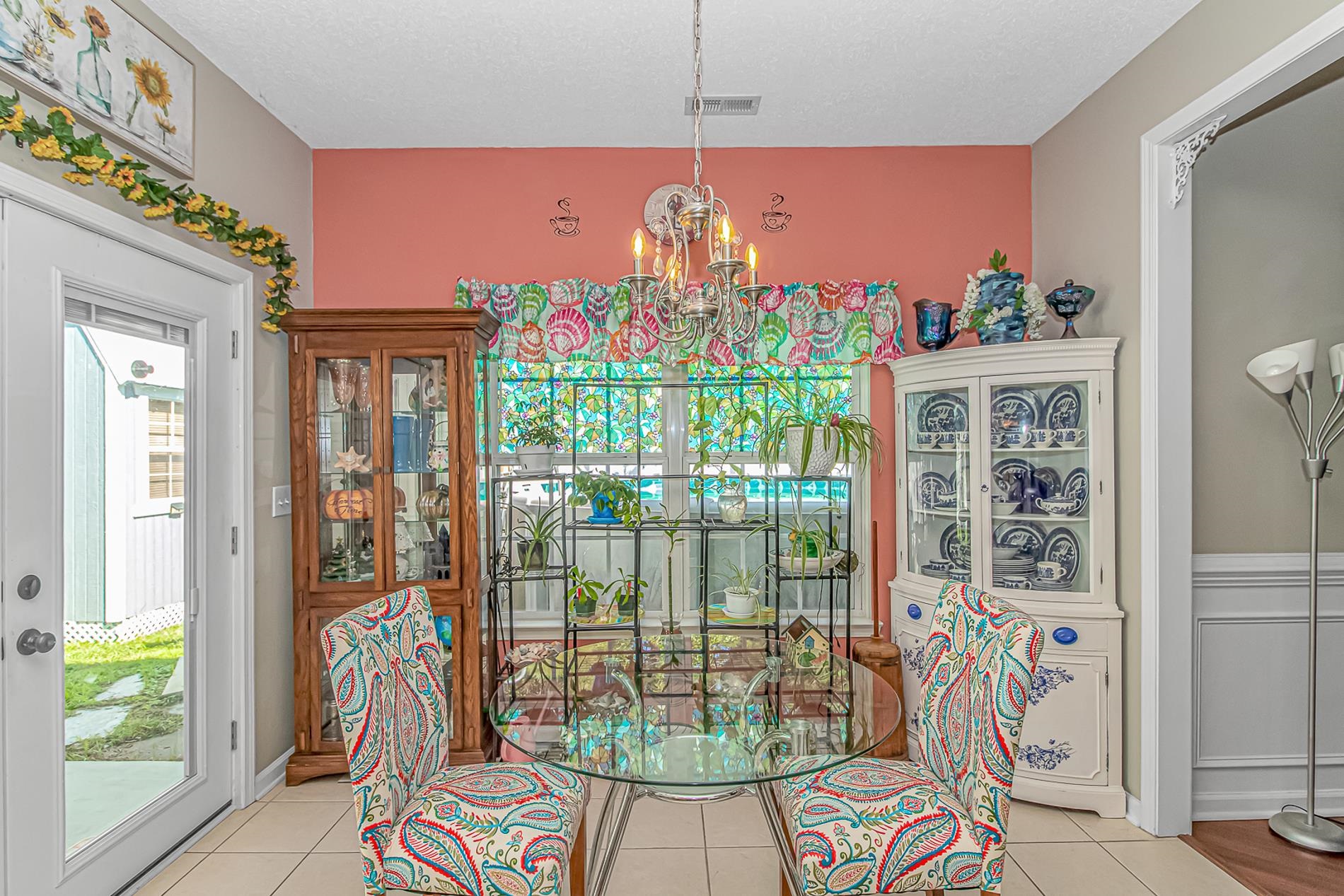 3651 Springdale Dr. Property Photo 11