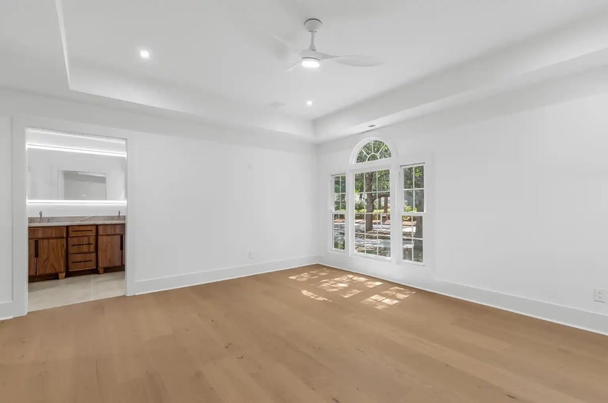 5703 Pickens Ave. Property Photo 27