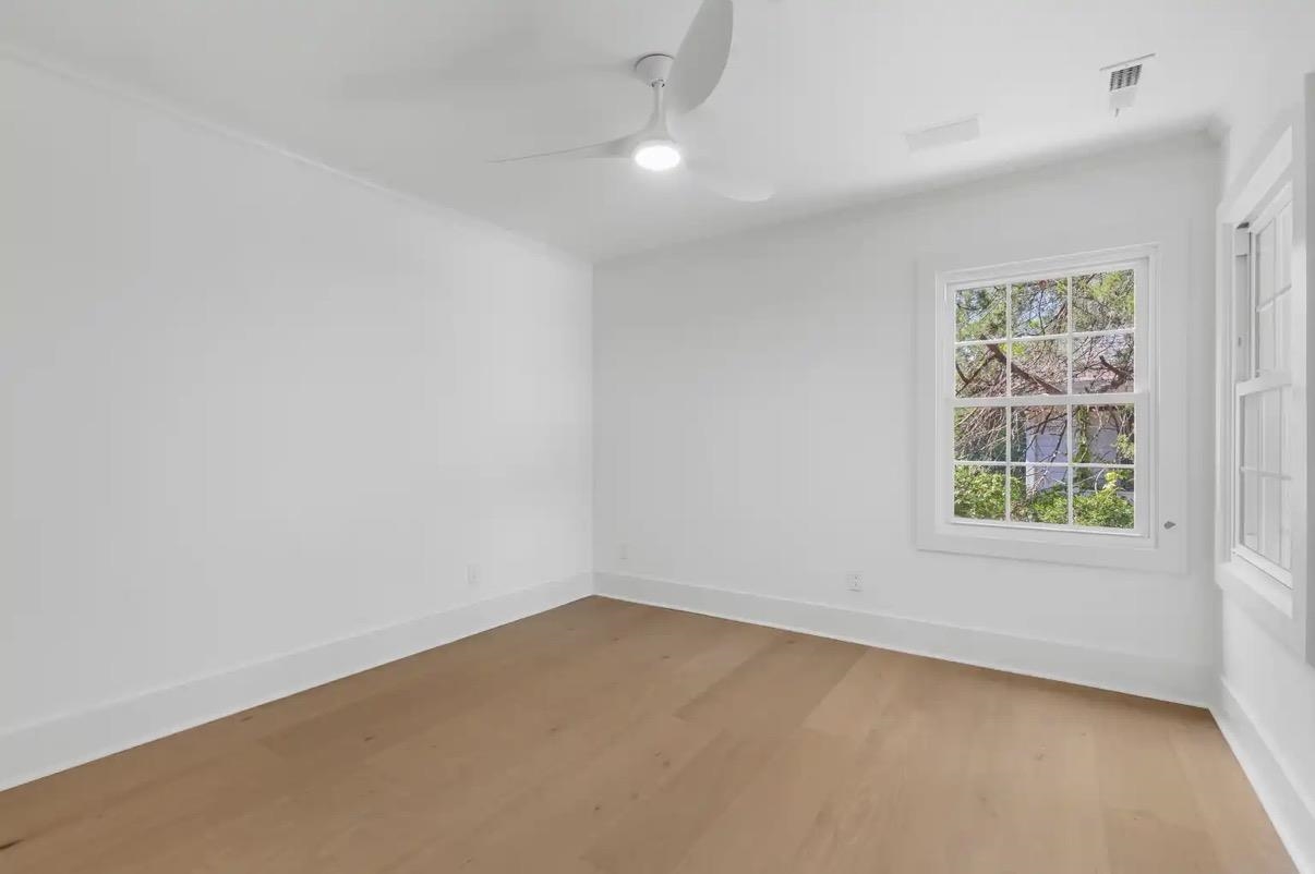 5703 Pickens Ave. Property Photo 39
