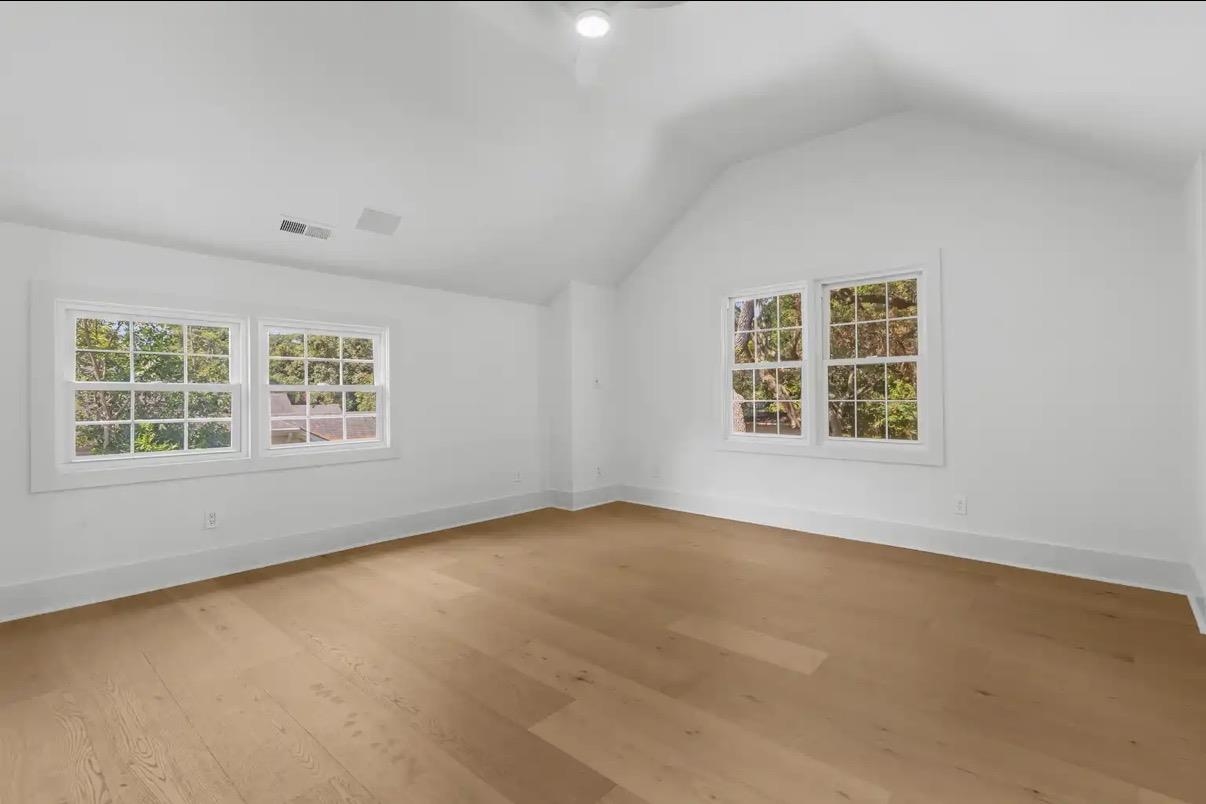 5703 Pickens Ave. Property Photo 43
