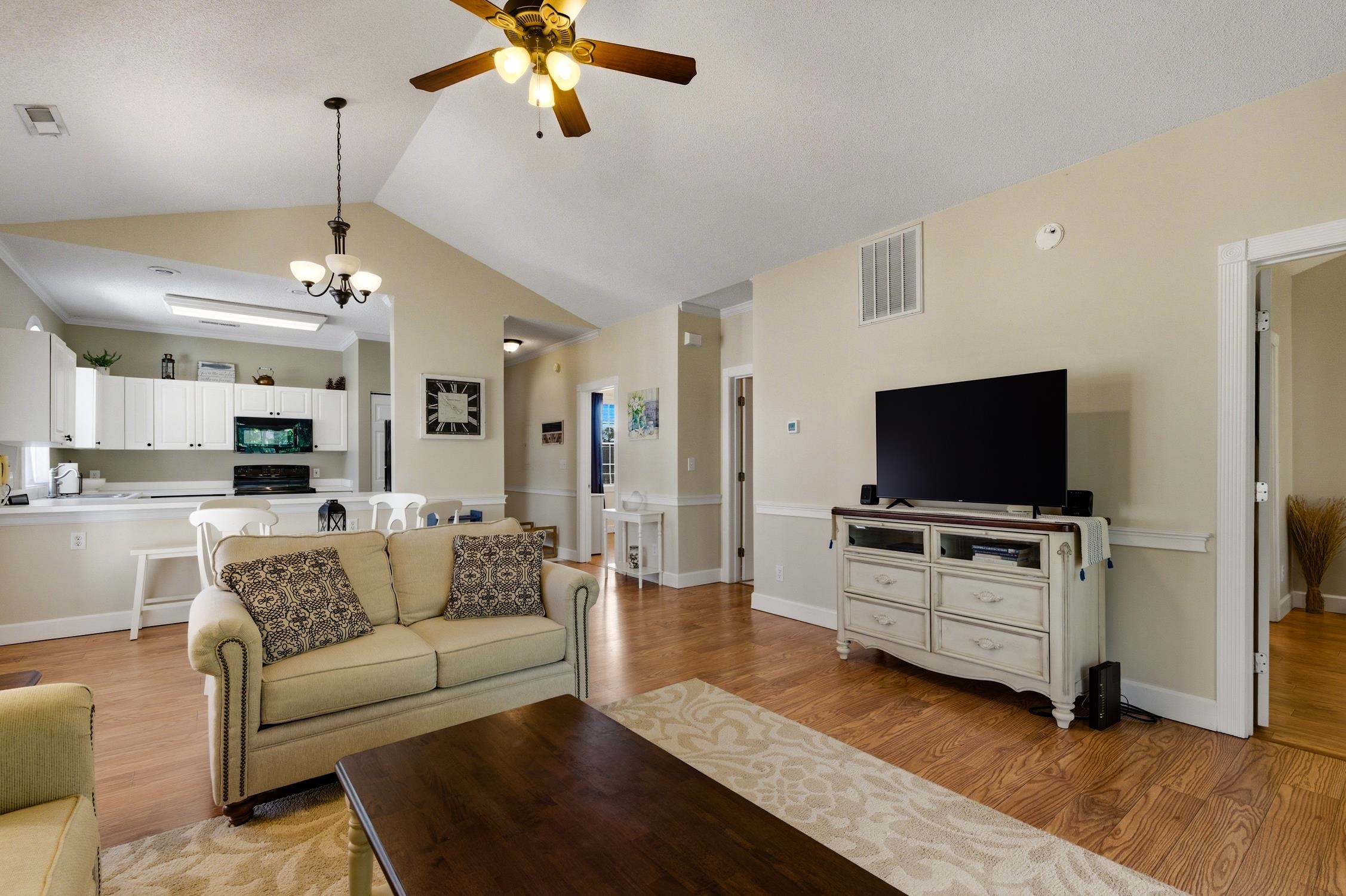 690 Riverwalk Dr. Property Photo 7