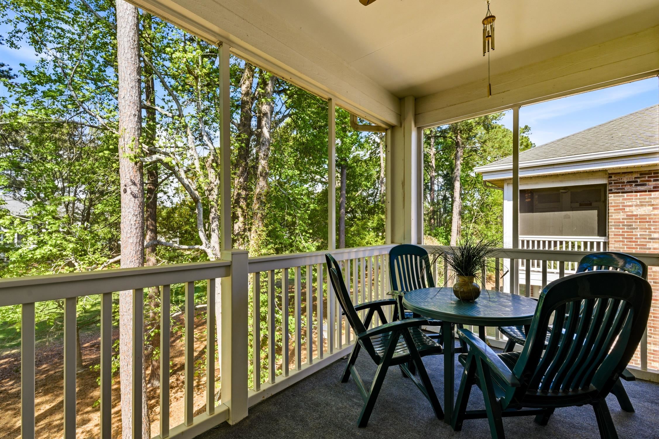 690 Riverwalk Dr. Property Photo 23