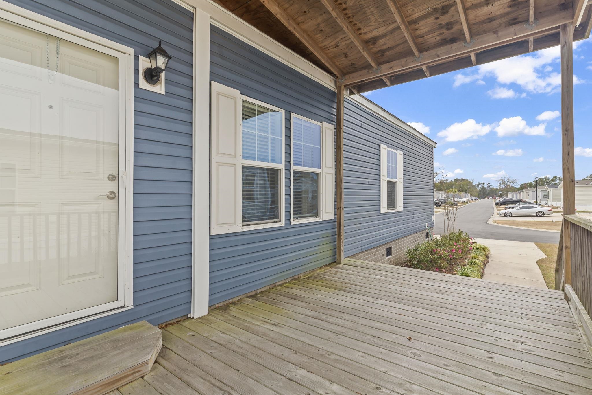 344 Hangar Ct. Property Photo 7