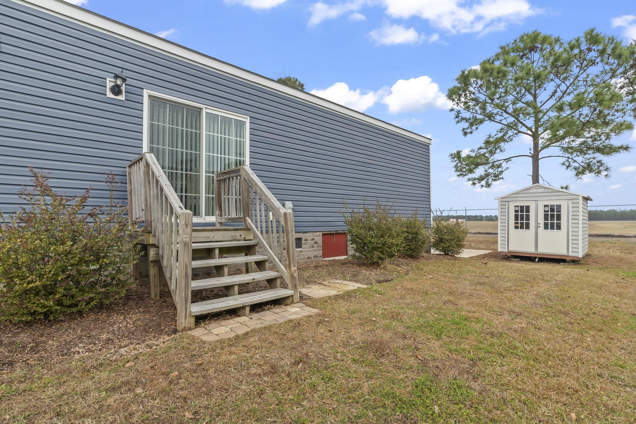 344 Hangar Ct. Property Photo 9