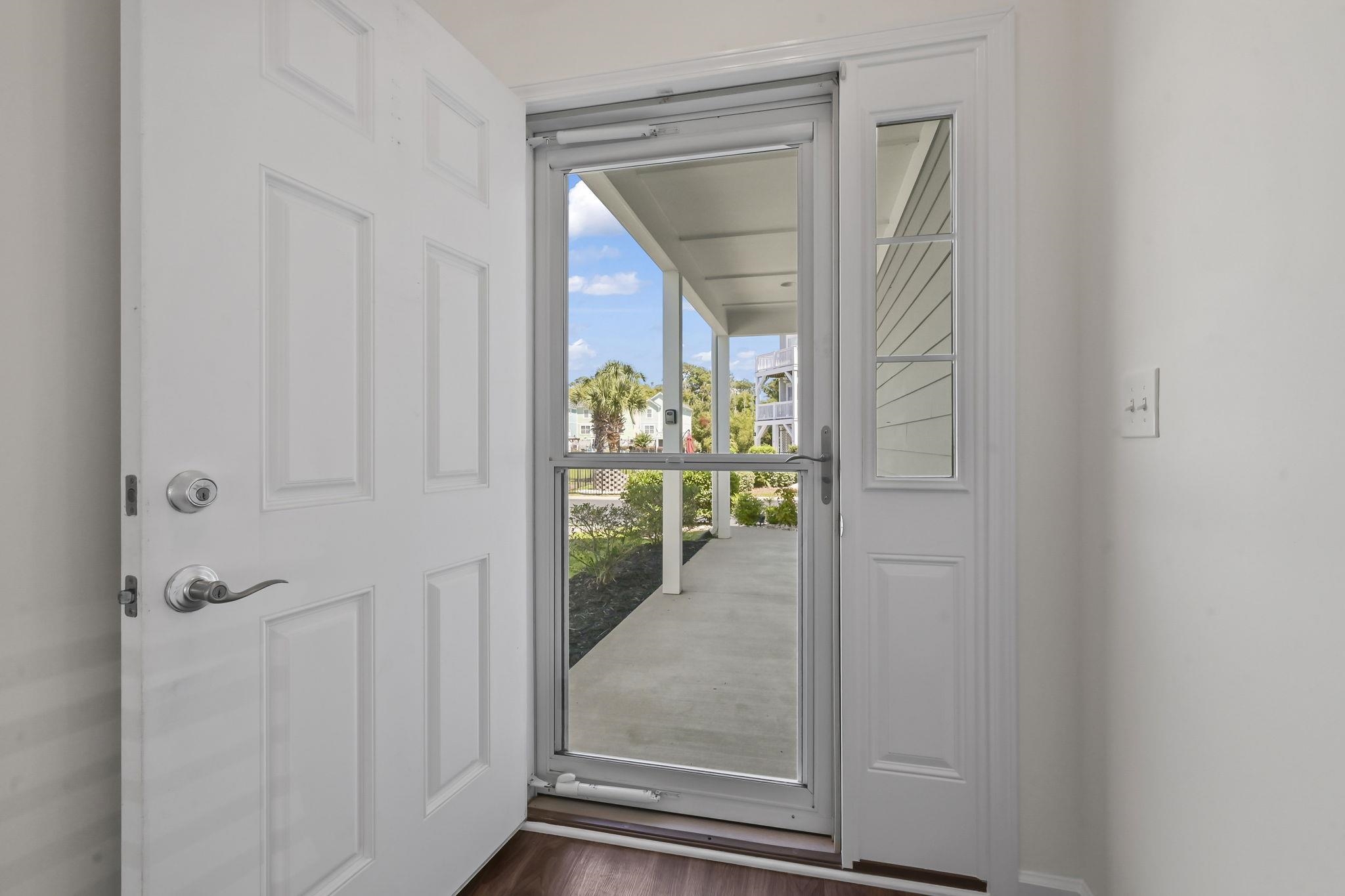 6806 De Lago Ct. Property Photo 2