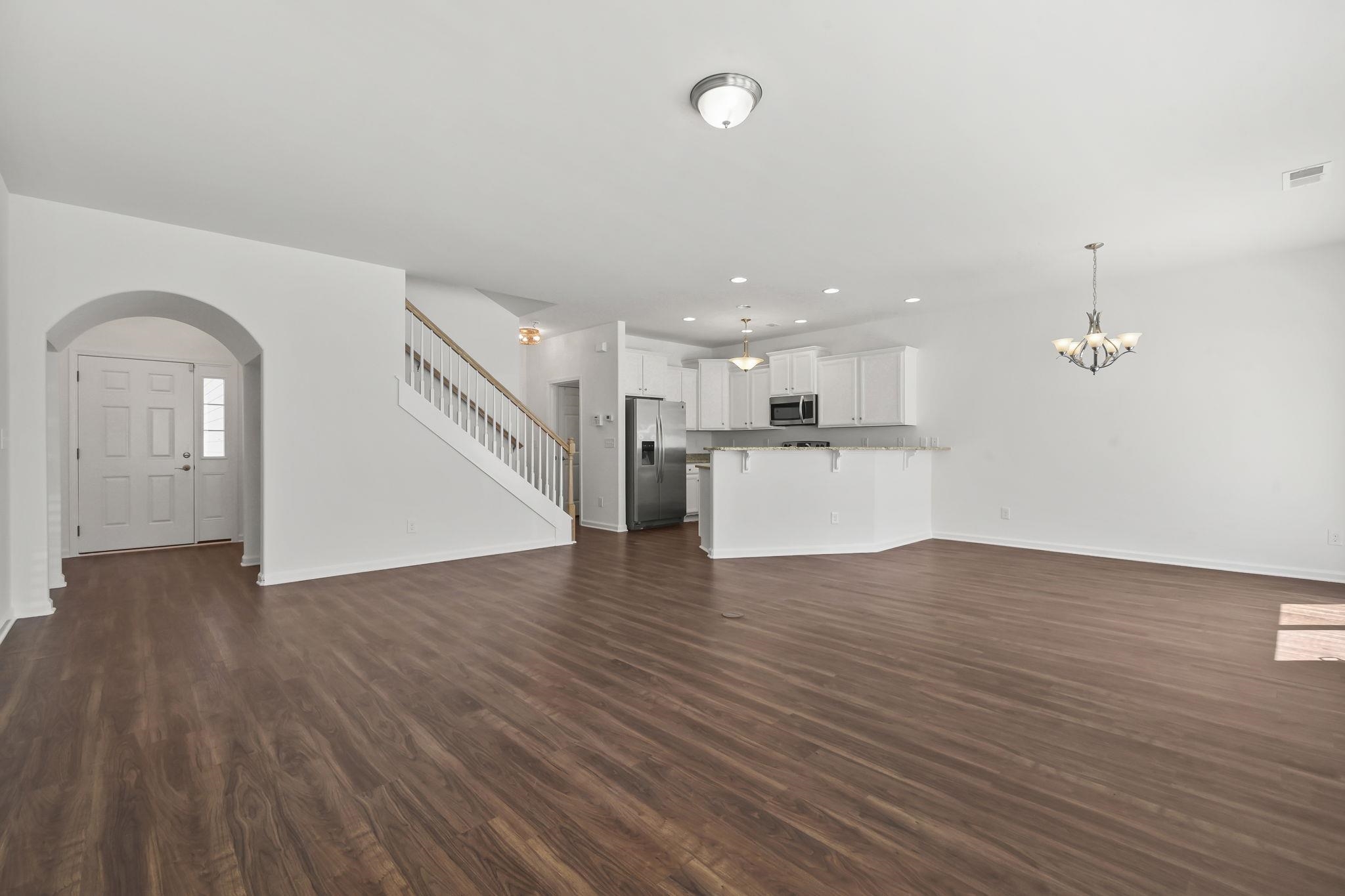 6806 De Lago Ct. Property Photo 5