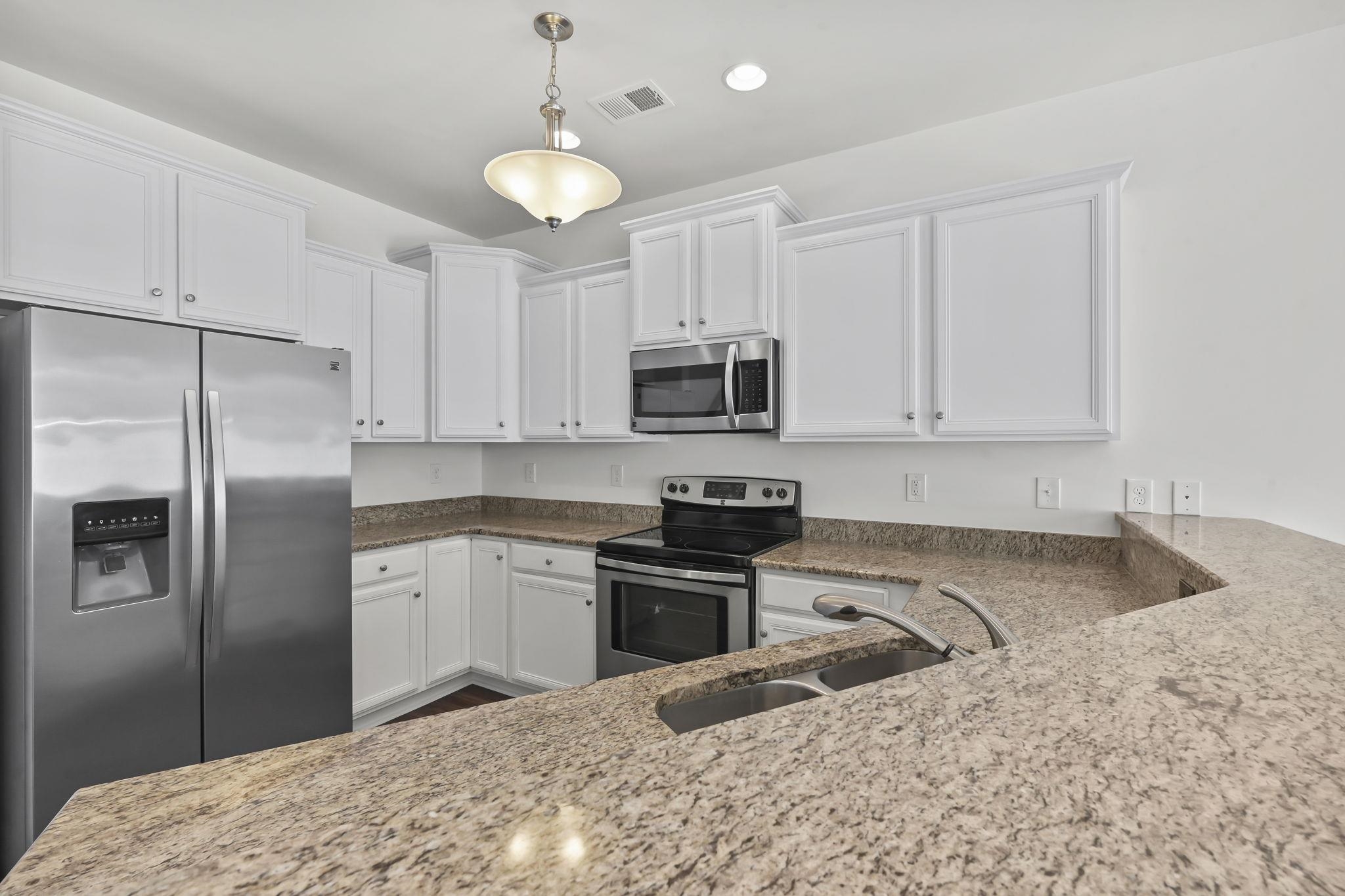 6806 De Lago Ct. Property Photo 10