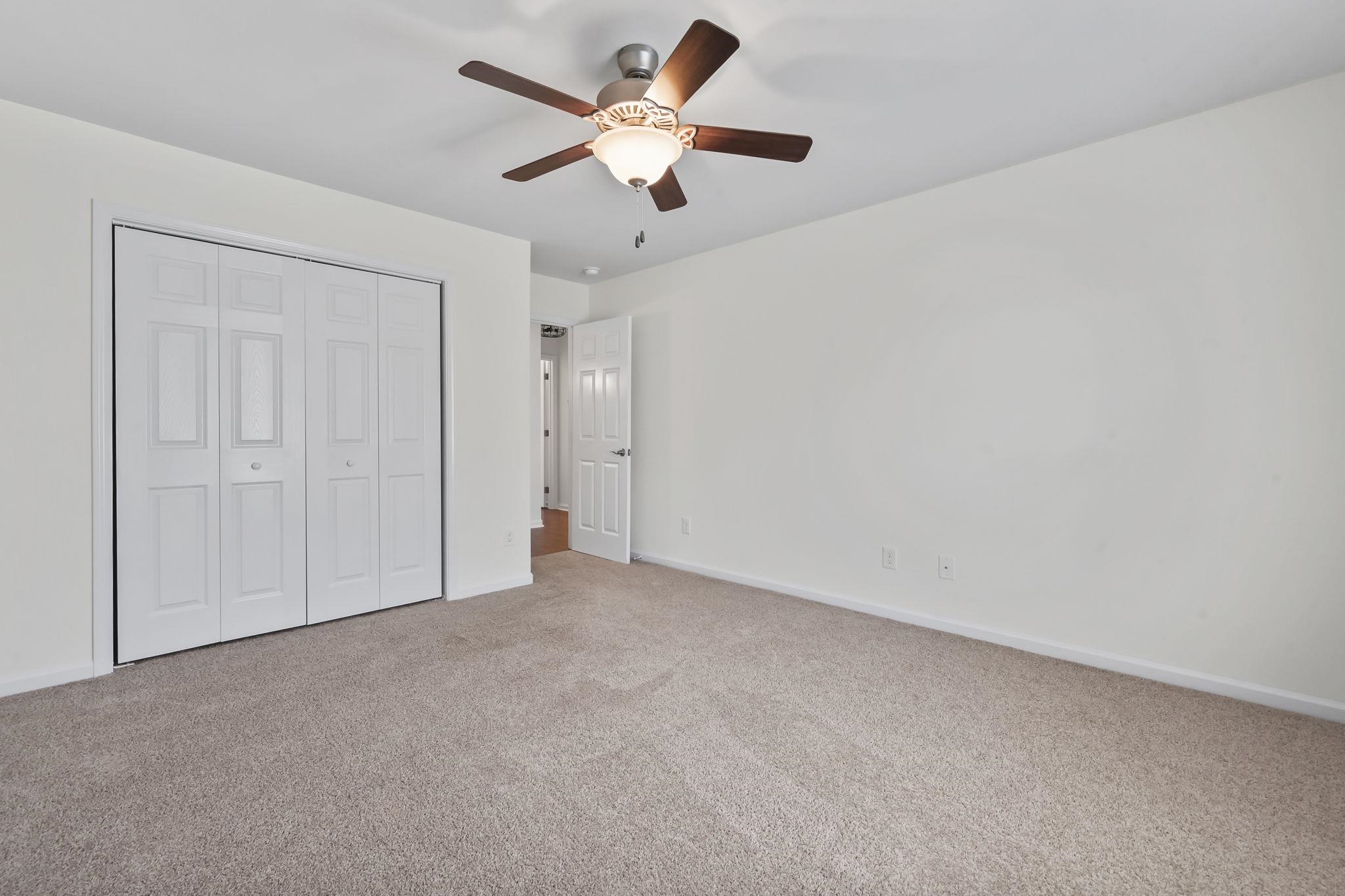 6806 De Lago Ct. Property Photo 25