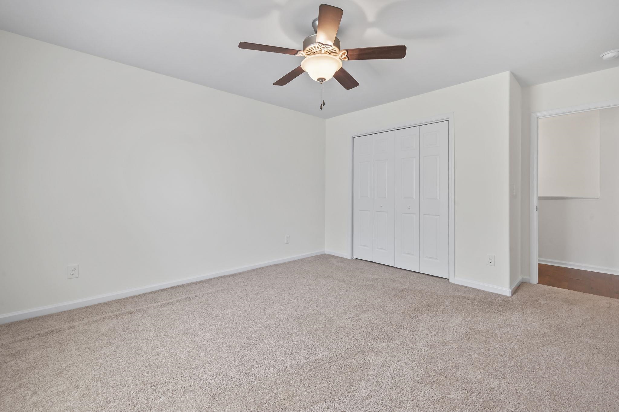 6806 De Lago Ct. Property Photo 26