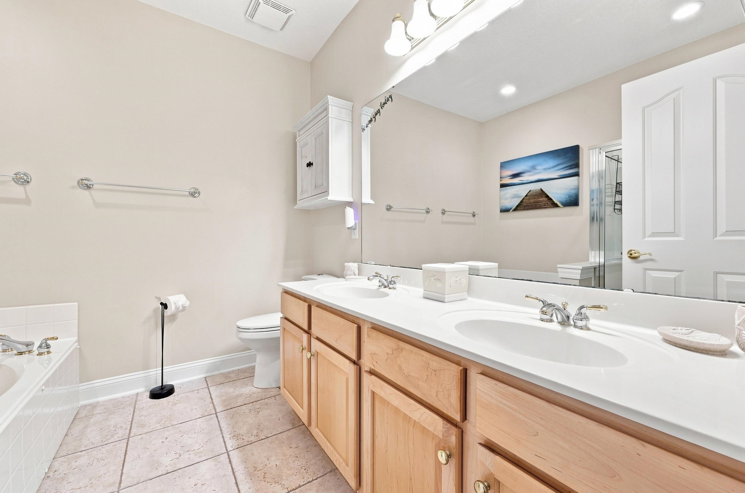 2450 Marsh Glen Dr. Property Photo 14