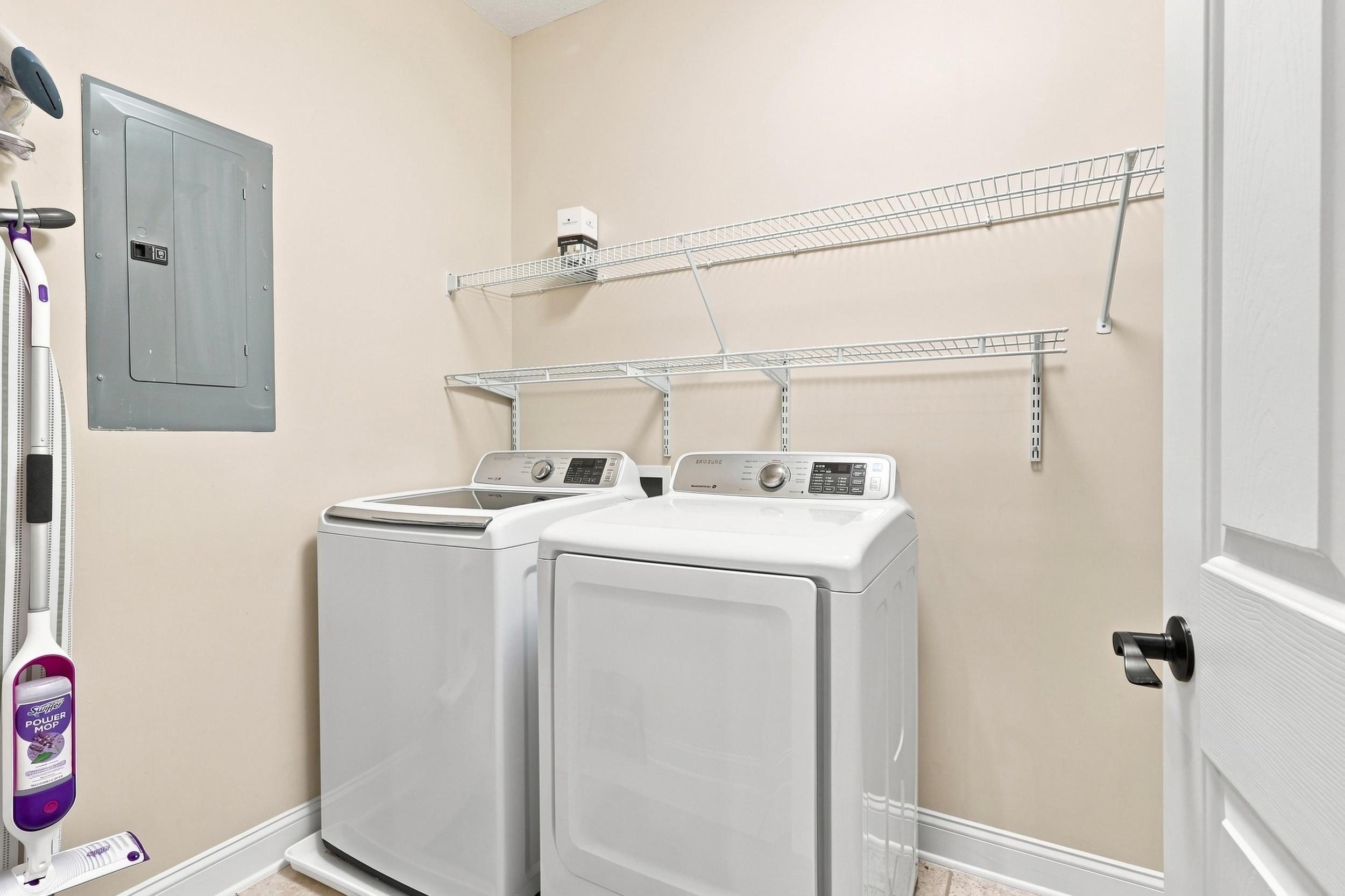 2450 Marsh Glen Dr. Property Photo 31
