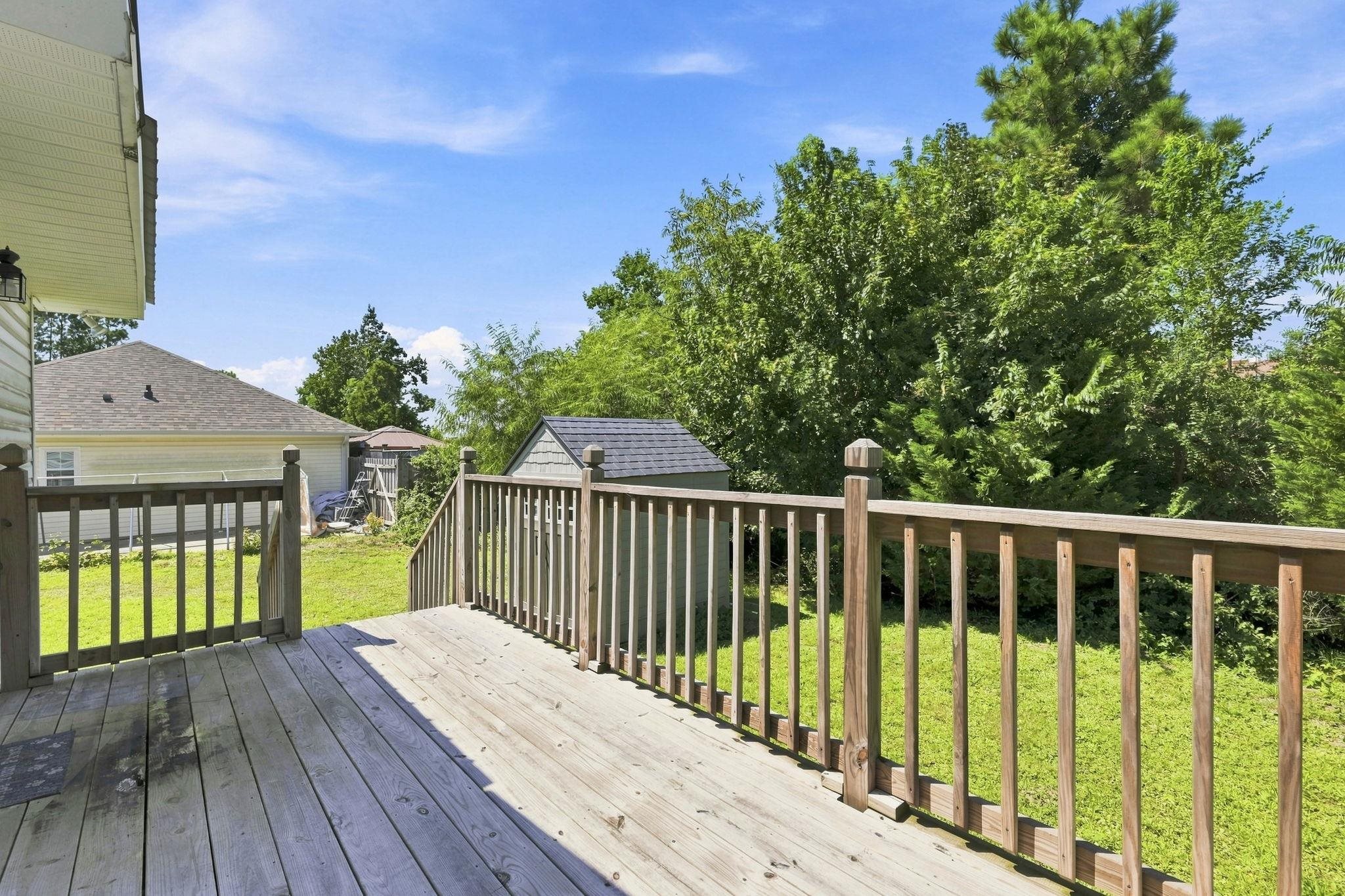 175 Cypress Ln. Property Photo 26