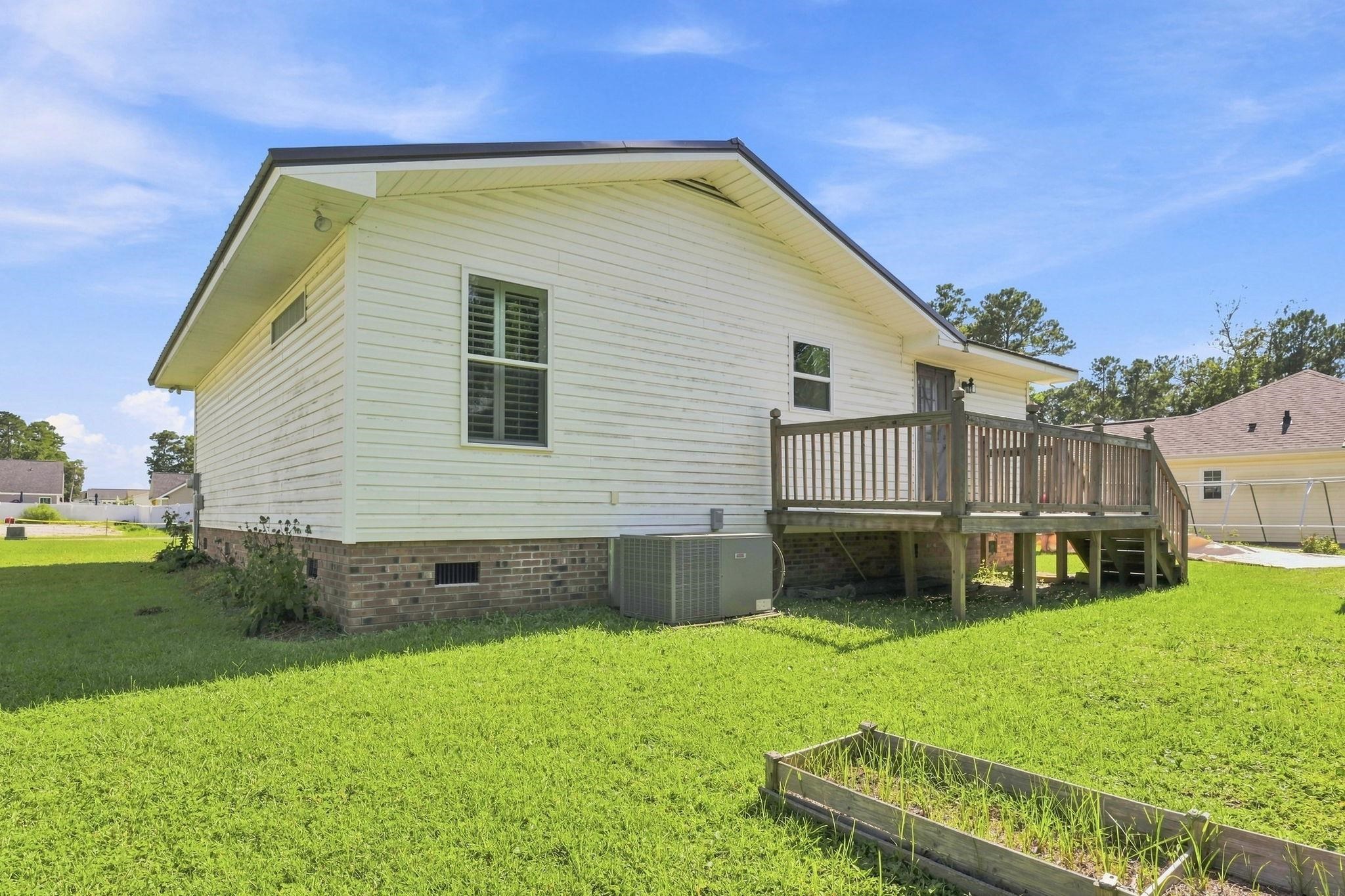 175 Cypress Ln. Property Photo 33