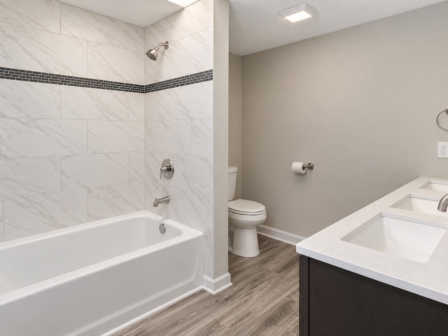 2035 Lees Landing Circle Property Photo 9