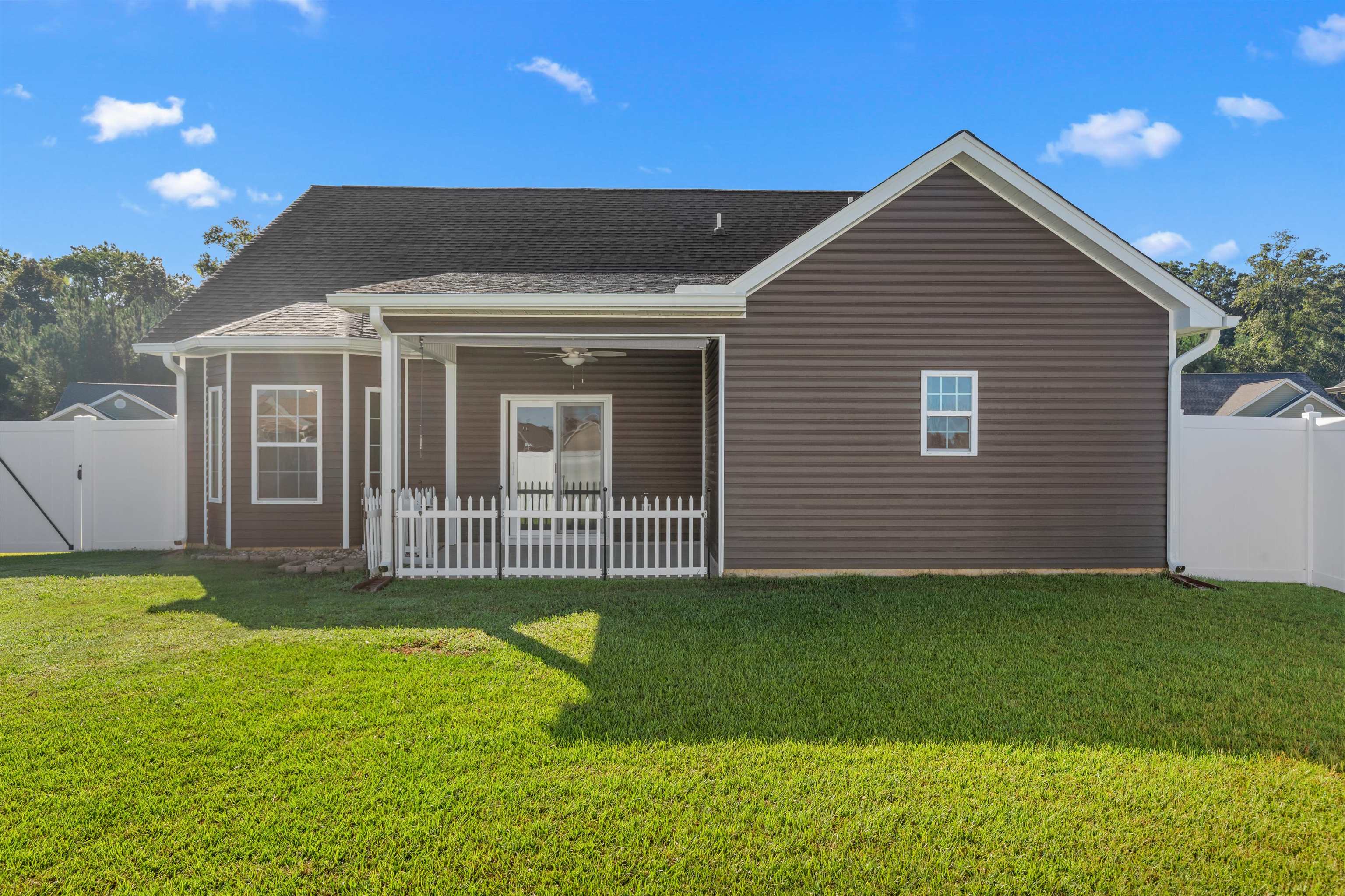 438 Shallow Cove Dr. Property Photo 40