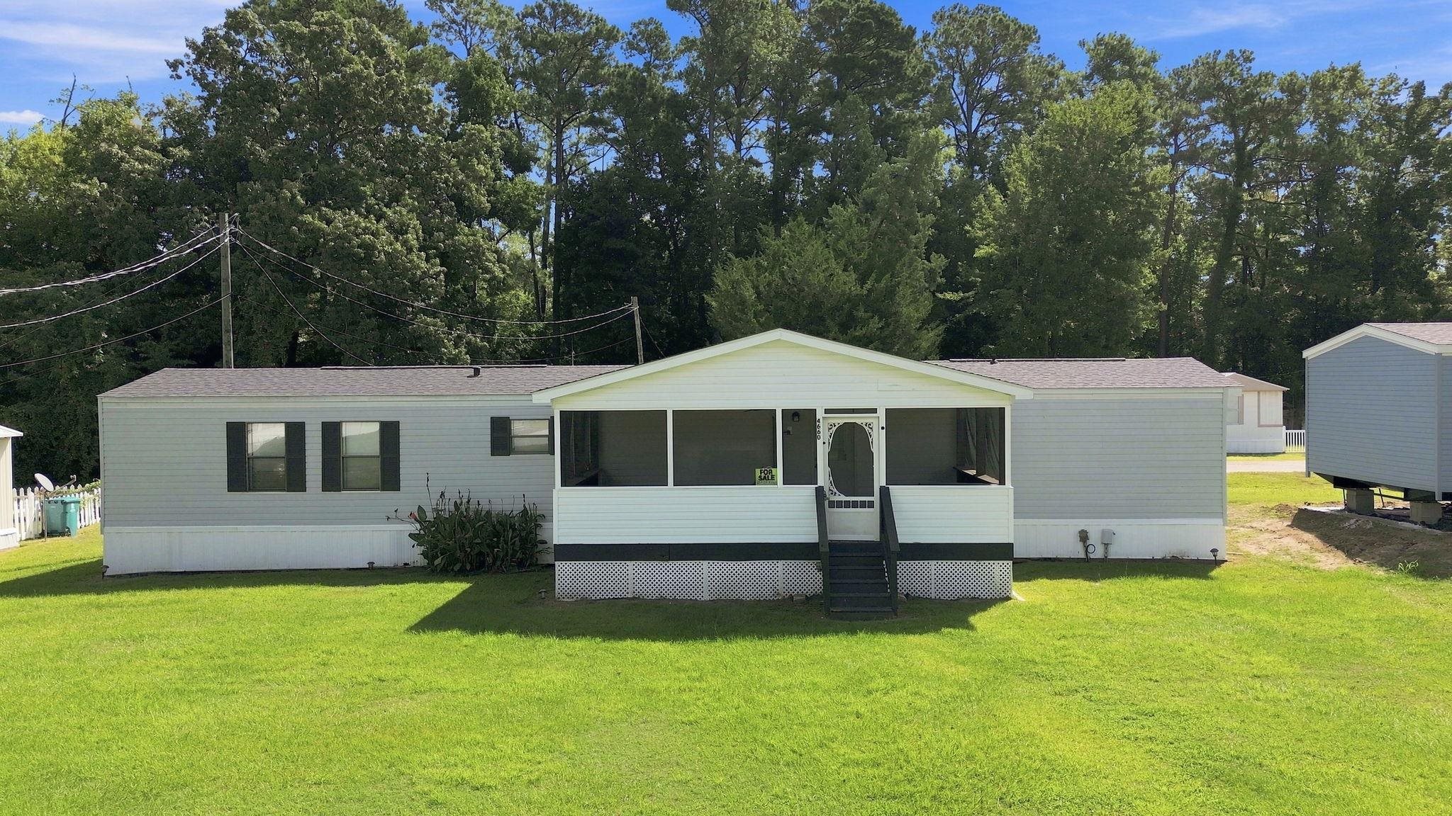 4660 Home Place Circle Property Photo 1