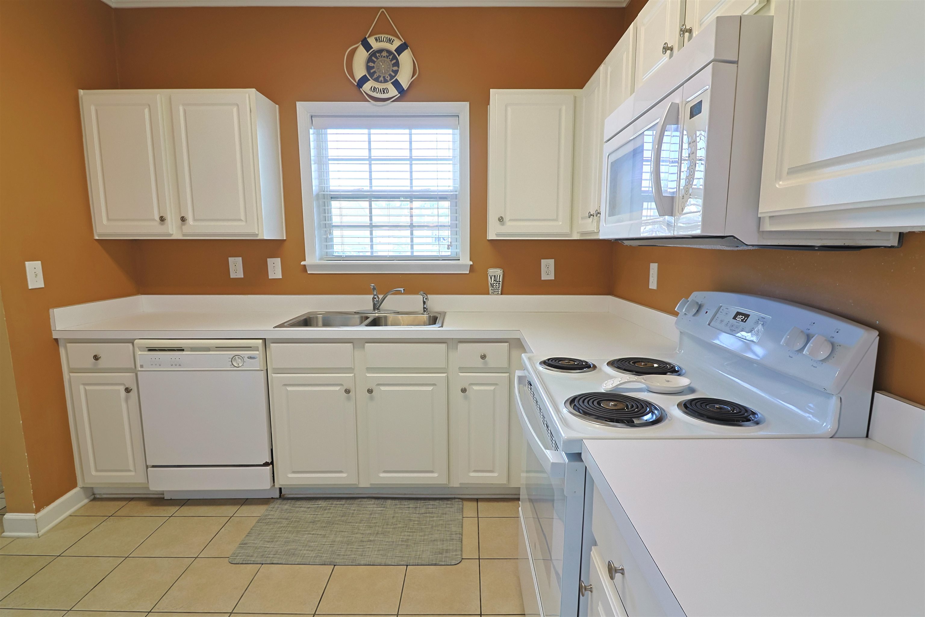 6203 Catalina Dr. Property Photo 5