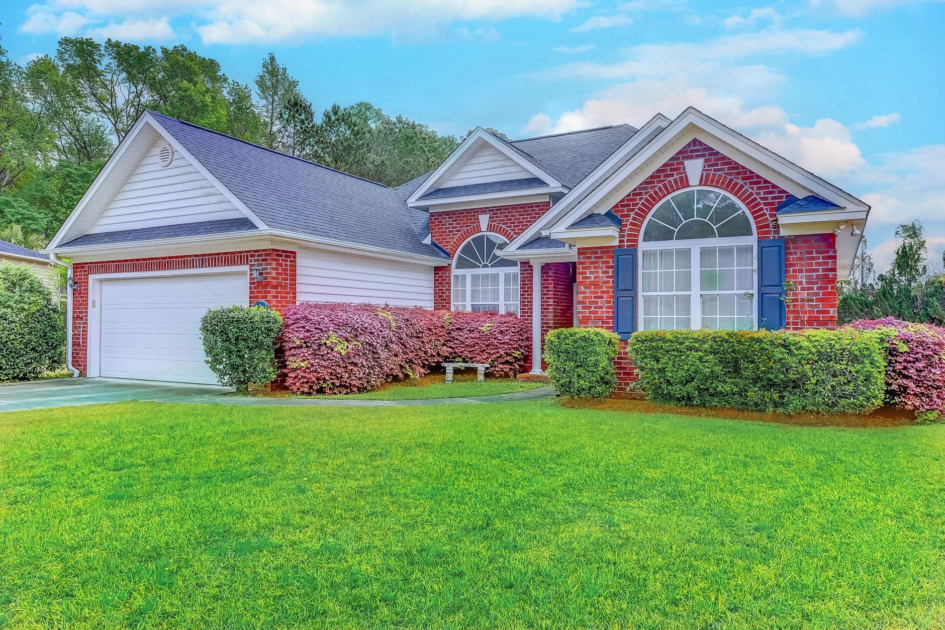 1022 Dublin Dr. Property Photo 3