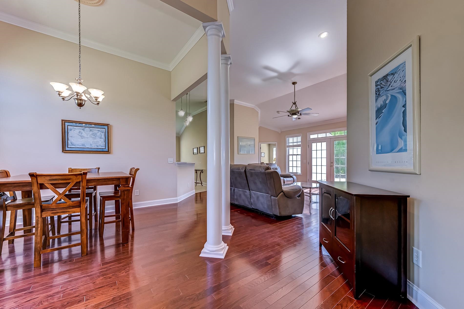 1022 Dublin Dr. Property Photo 9