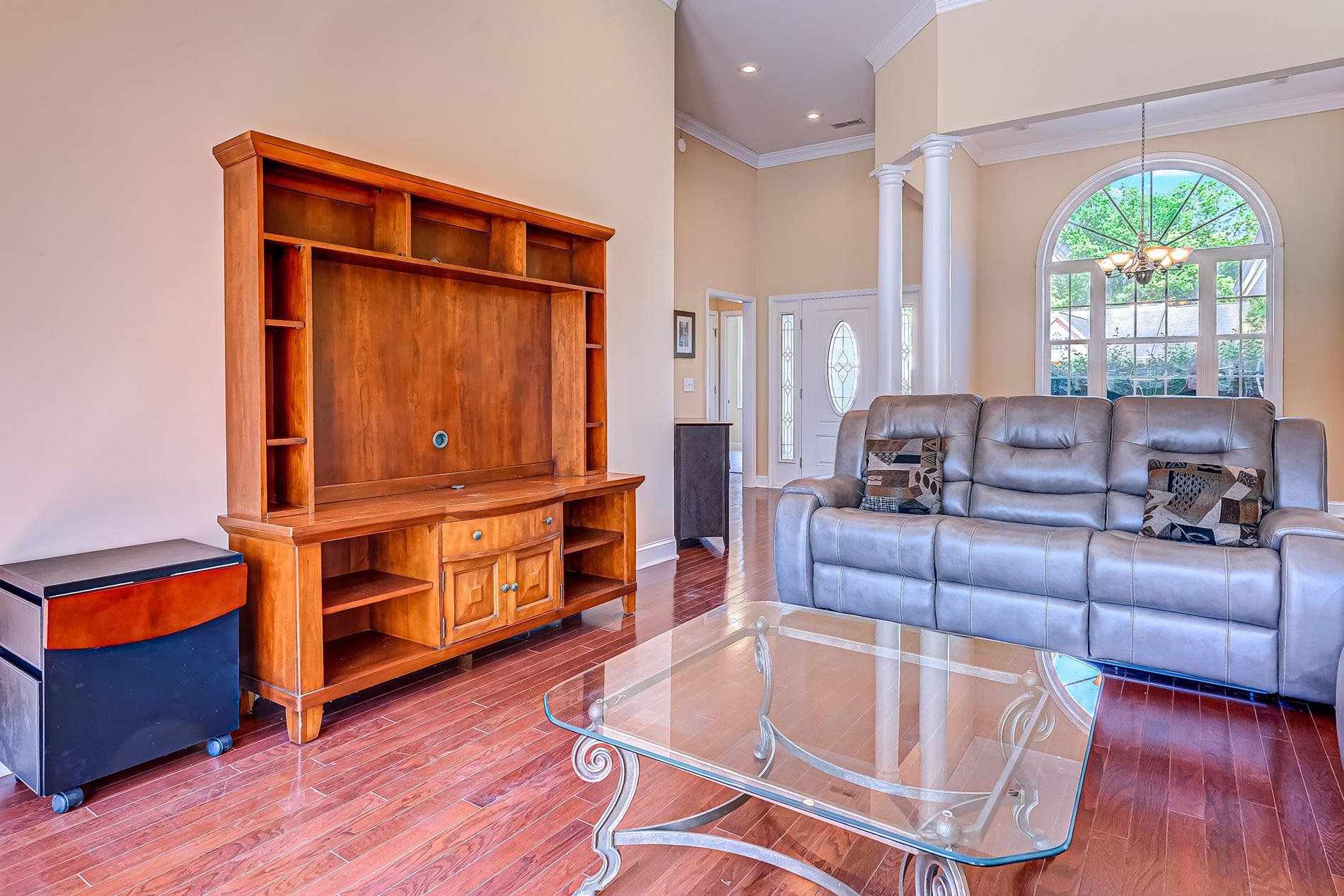 1022 Dublin Dr. Property Photo 17