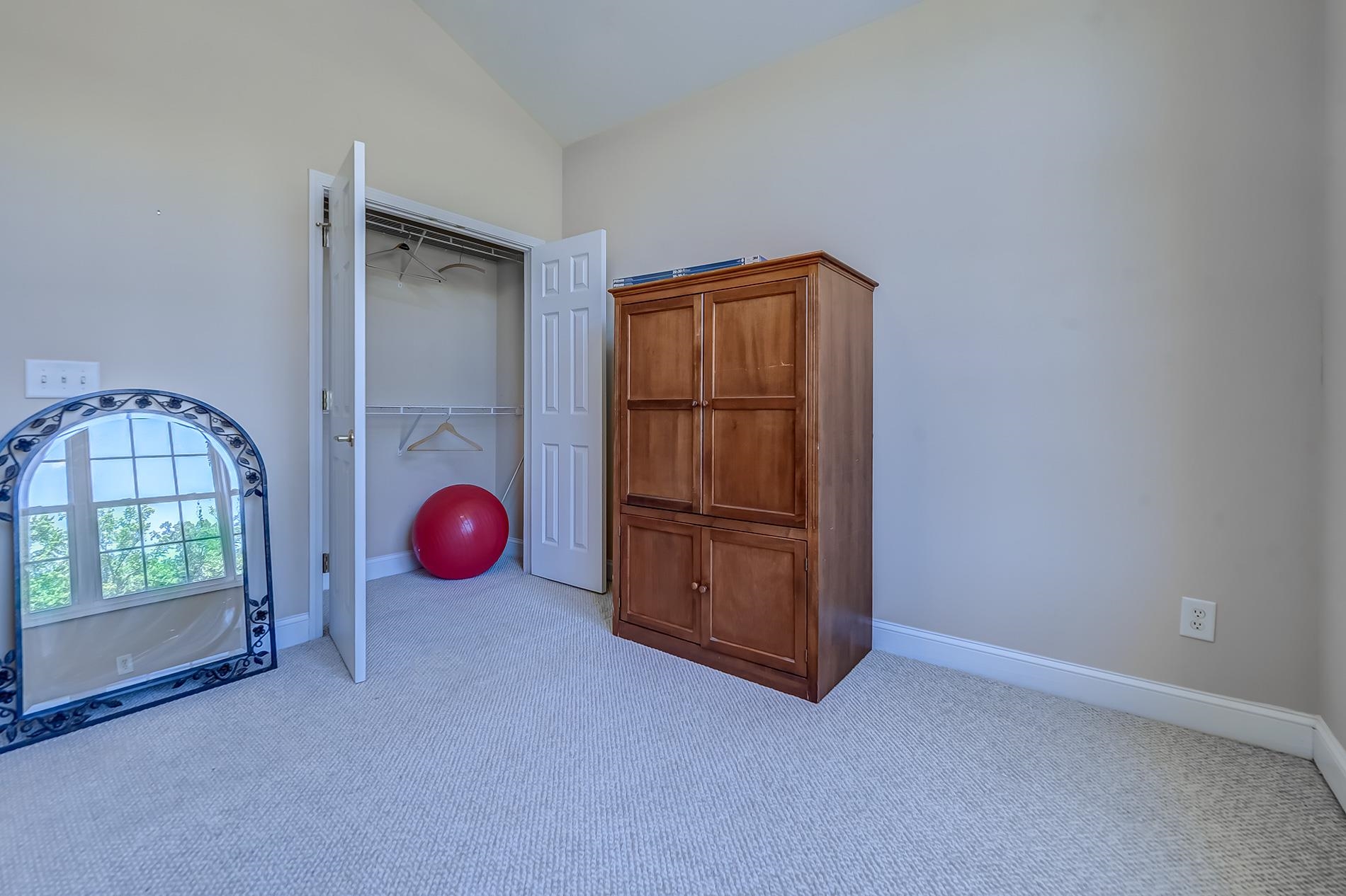 1022 Dublin Dr. Property Photo 29