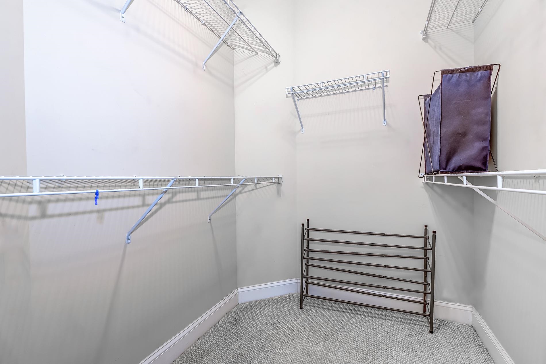 1022 Dublin Dr. Property Photo 35