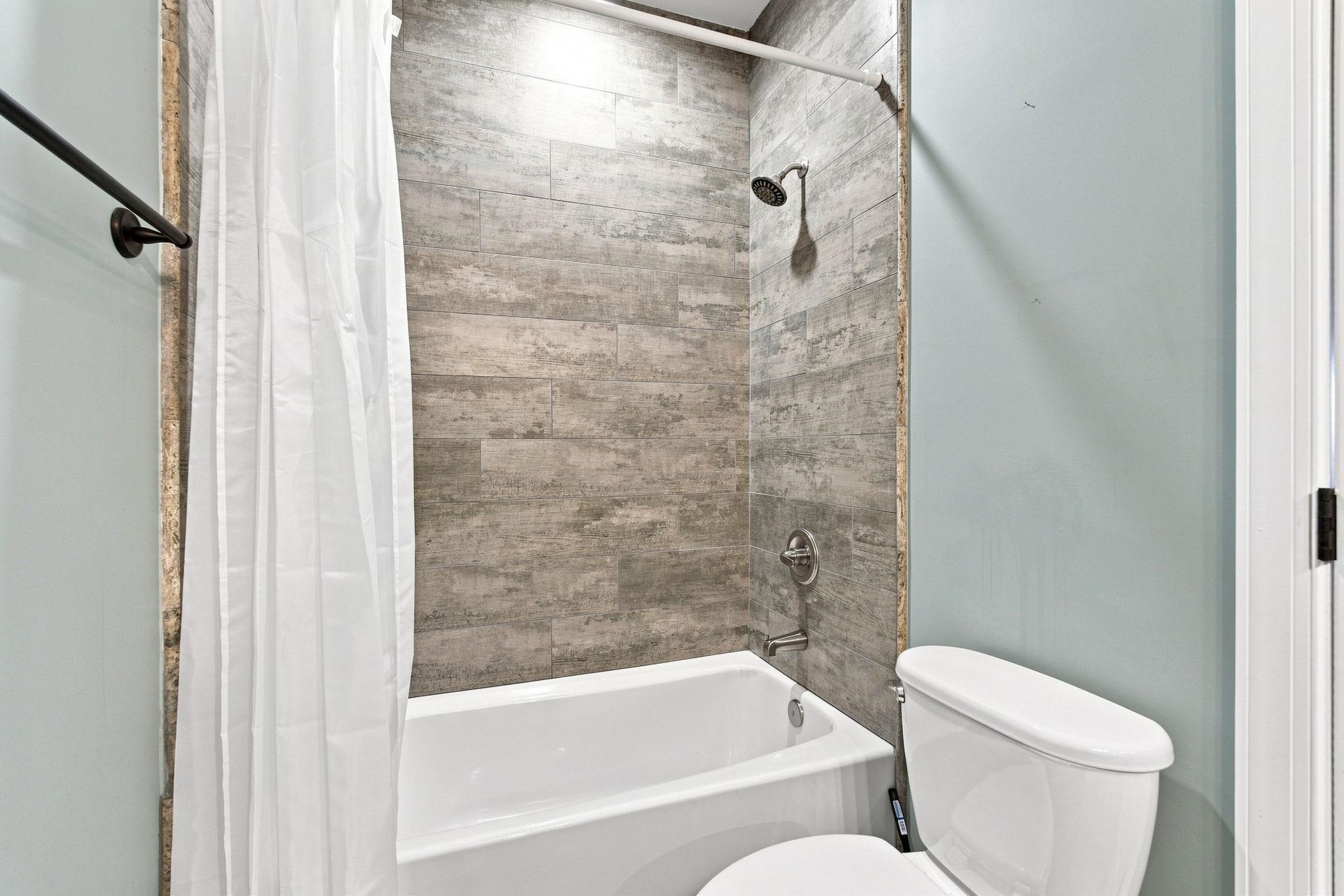 369 Saint Julian Ln. Property Photo 38