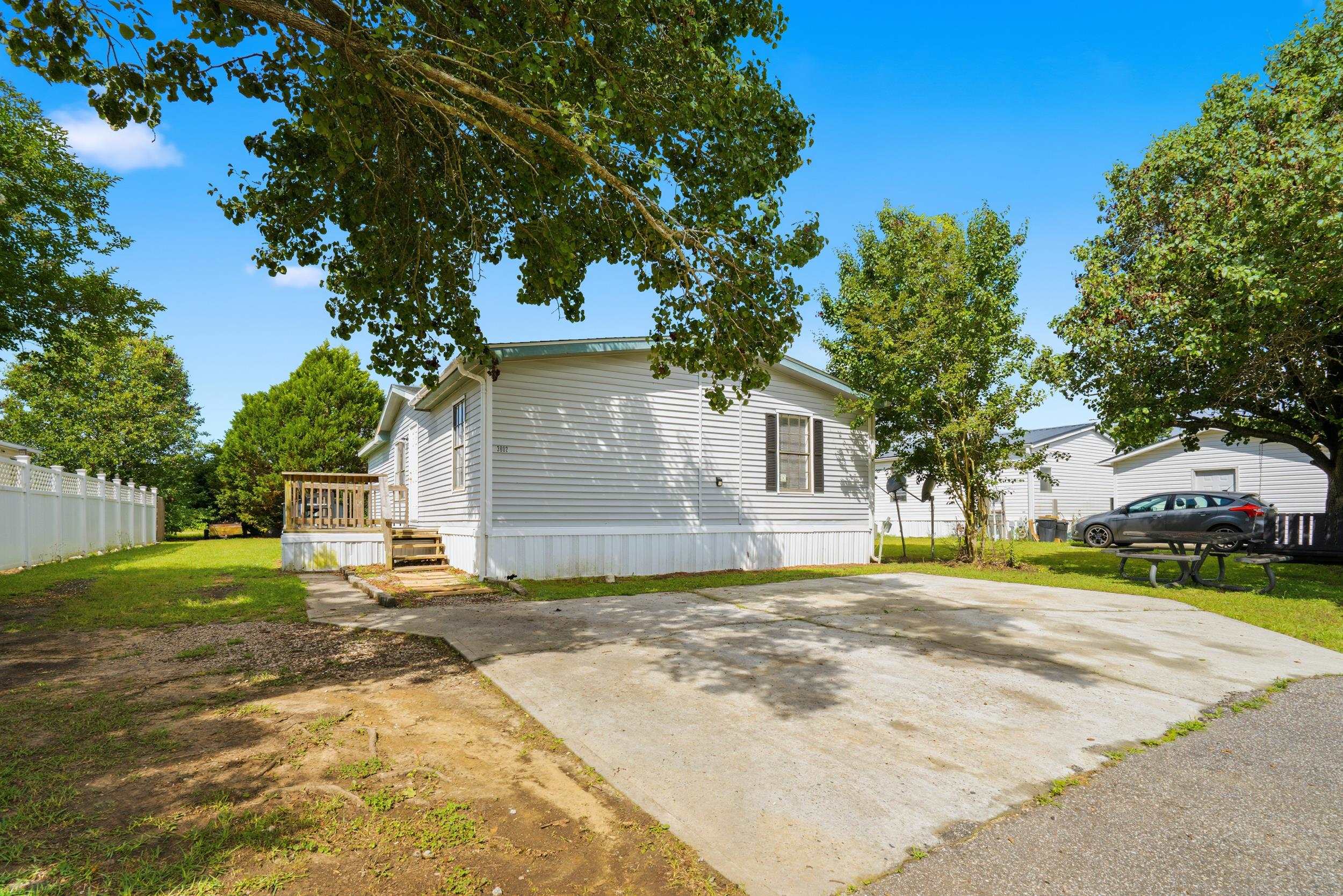 3802 Stern Dr. Property Photo 1