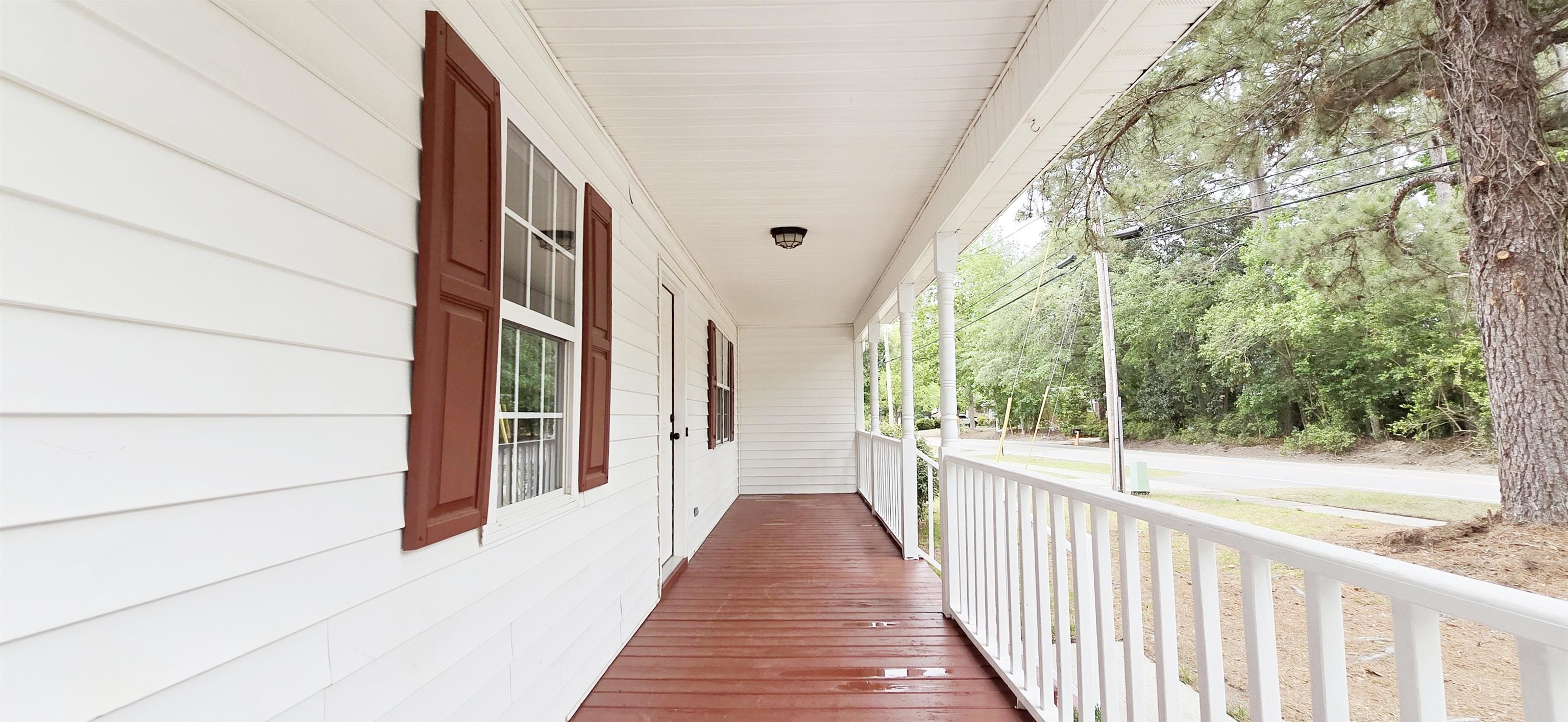 1208 Elm St. Property Photo 6