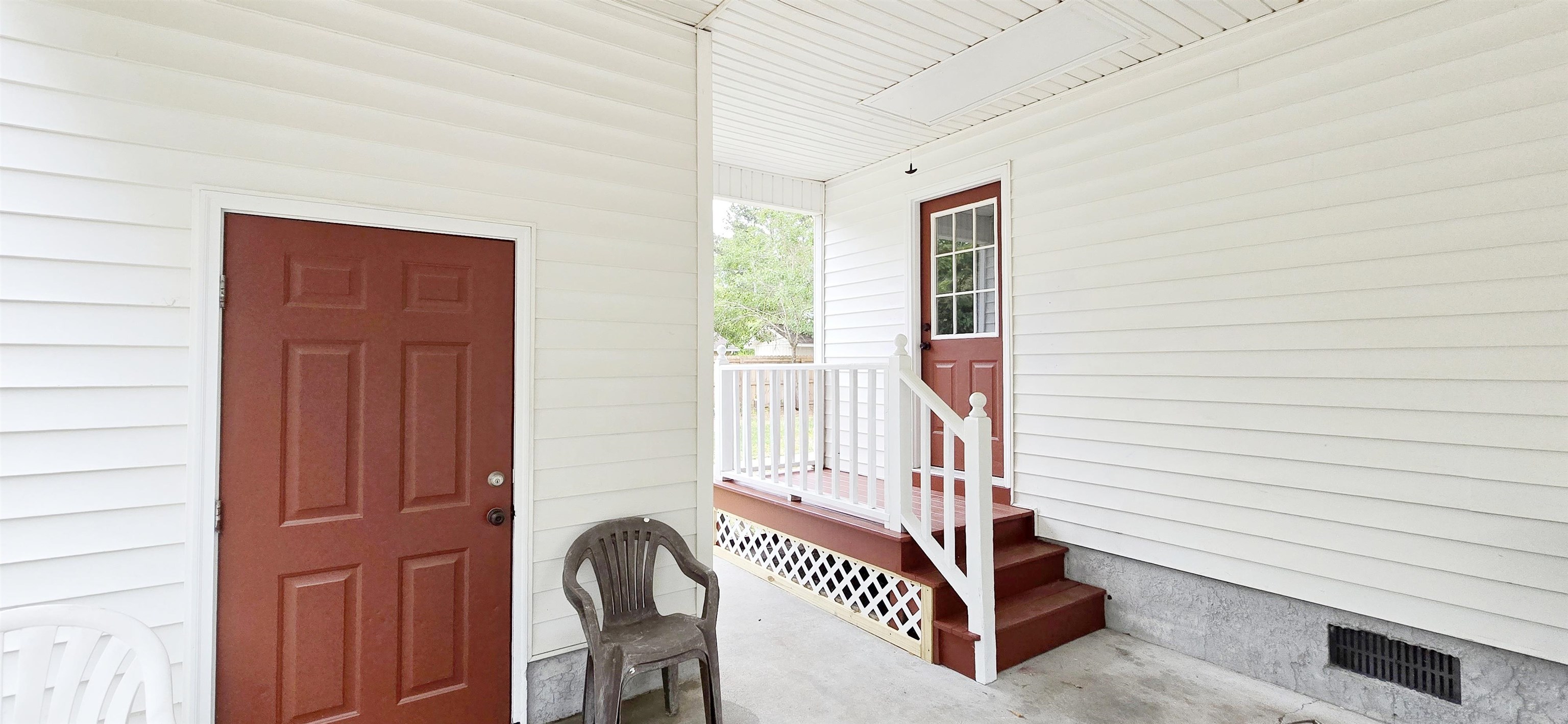 1208 Elm St. Property Photo 7