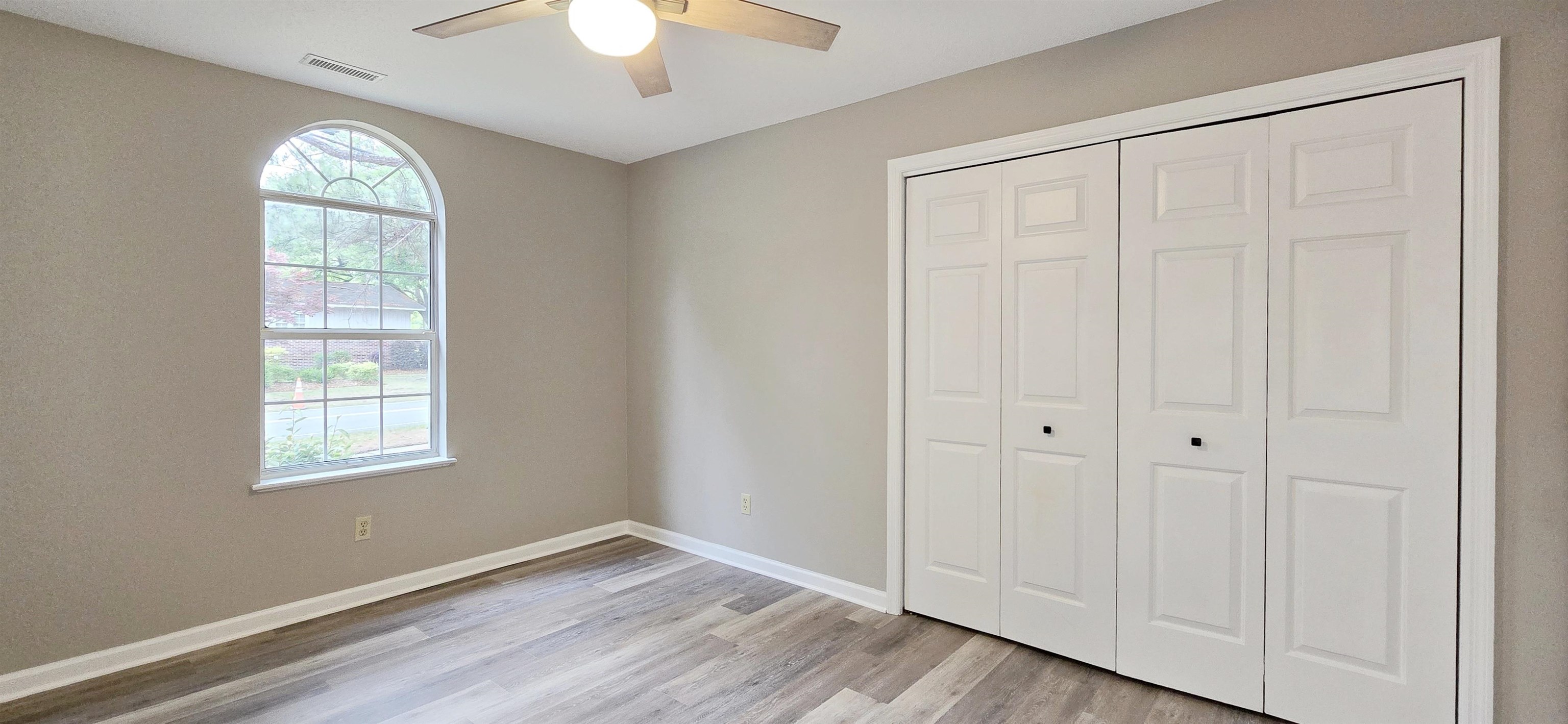 1208 Elm St. Property Photo 45
