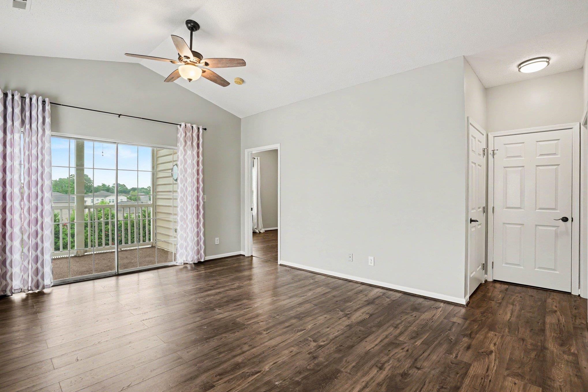 2020 Cross Gate Blvd. Property Photo 19